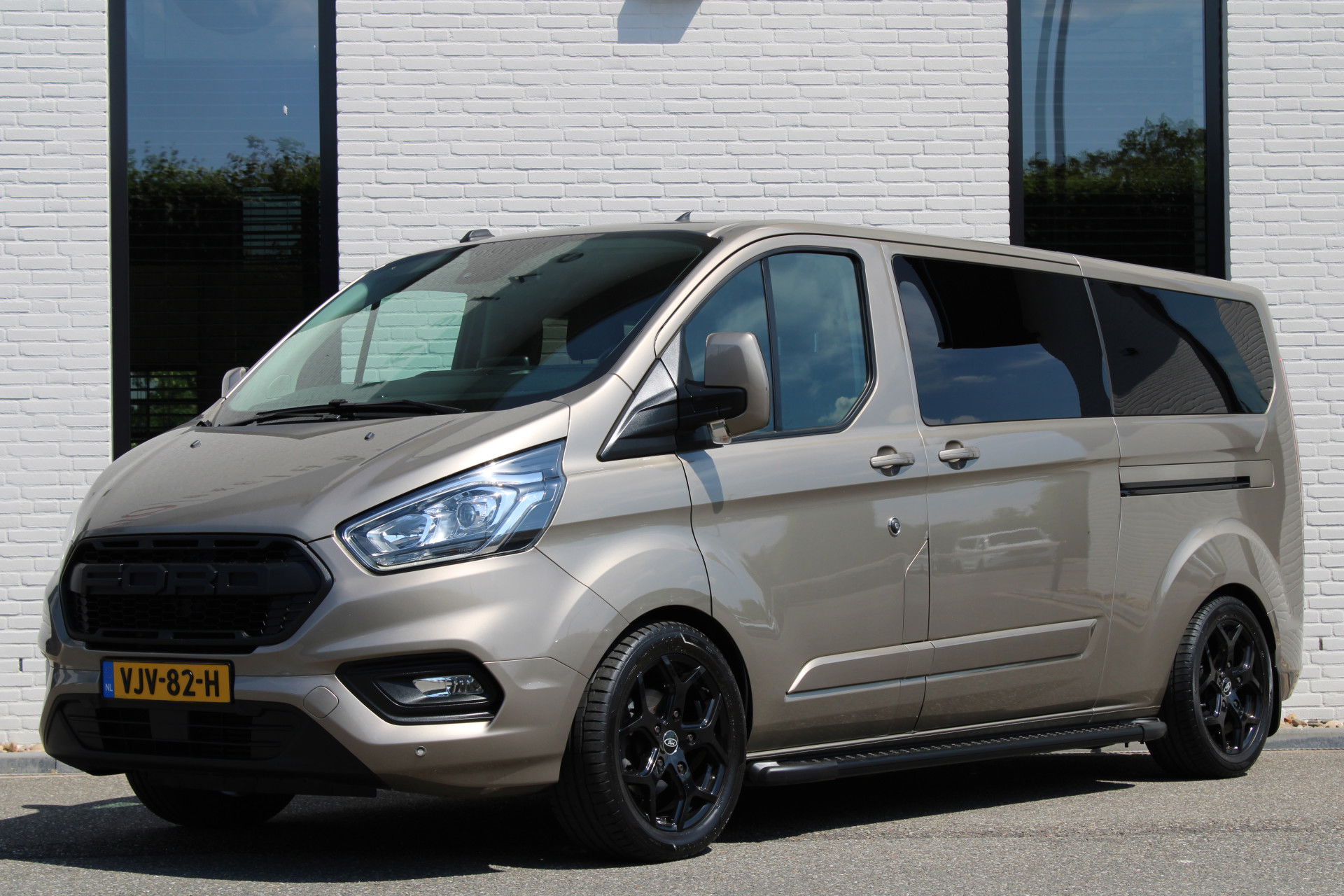 Auto afbeelding: 2