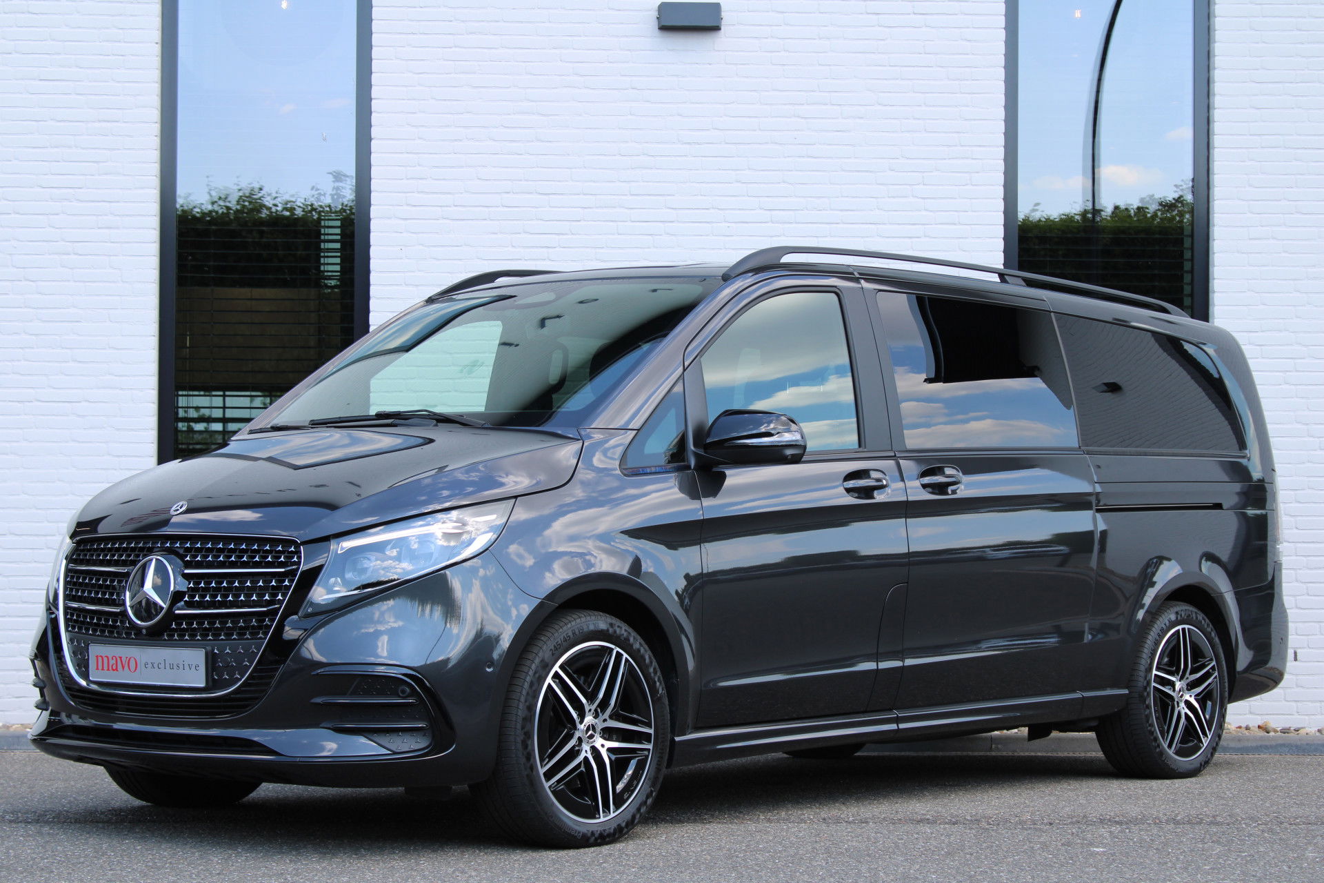 Auto afbeelding: 2