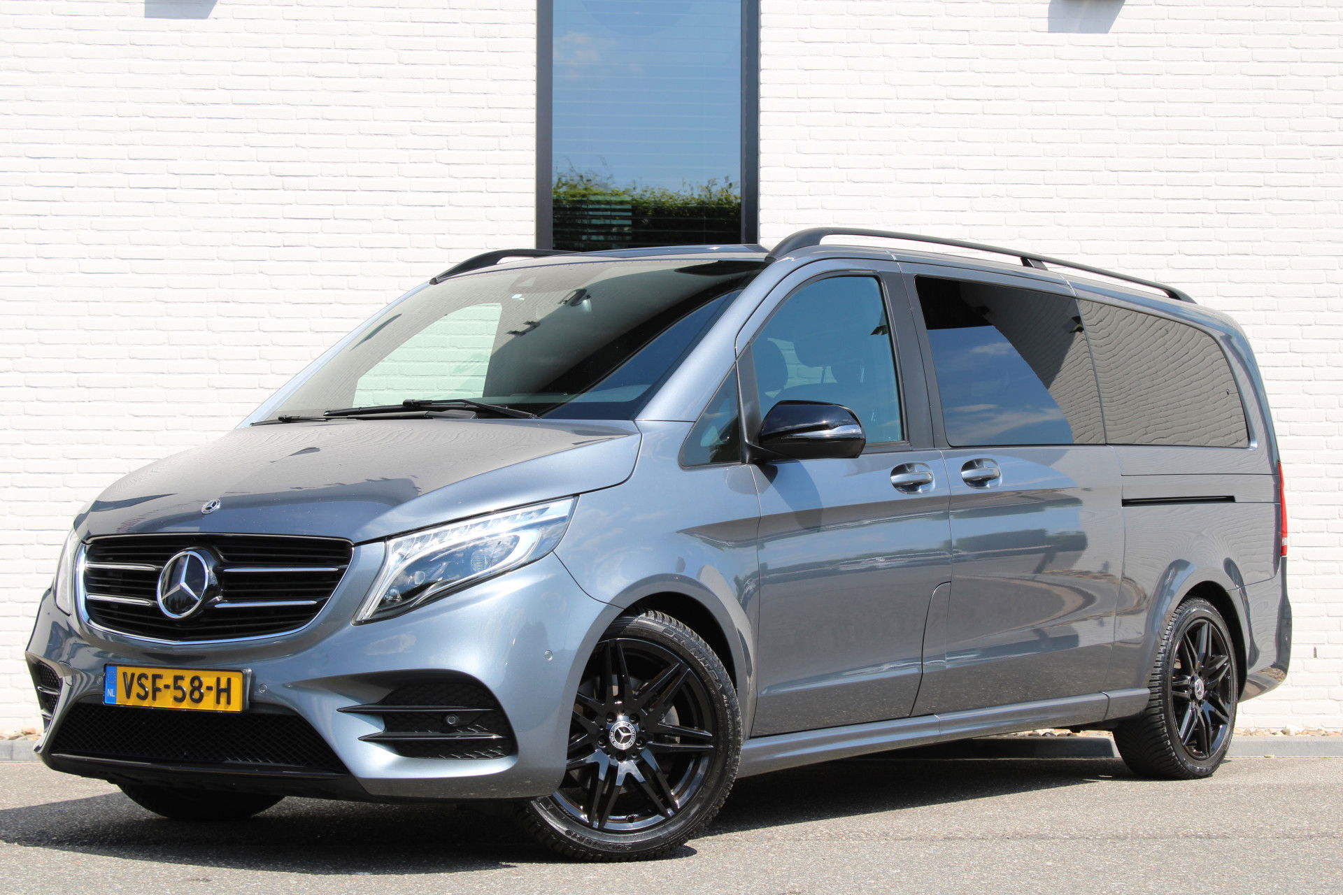 Auto afbeelding: 25