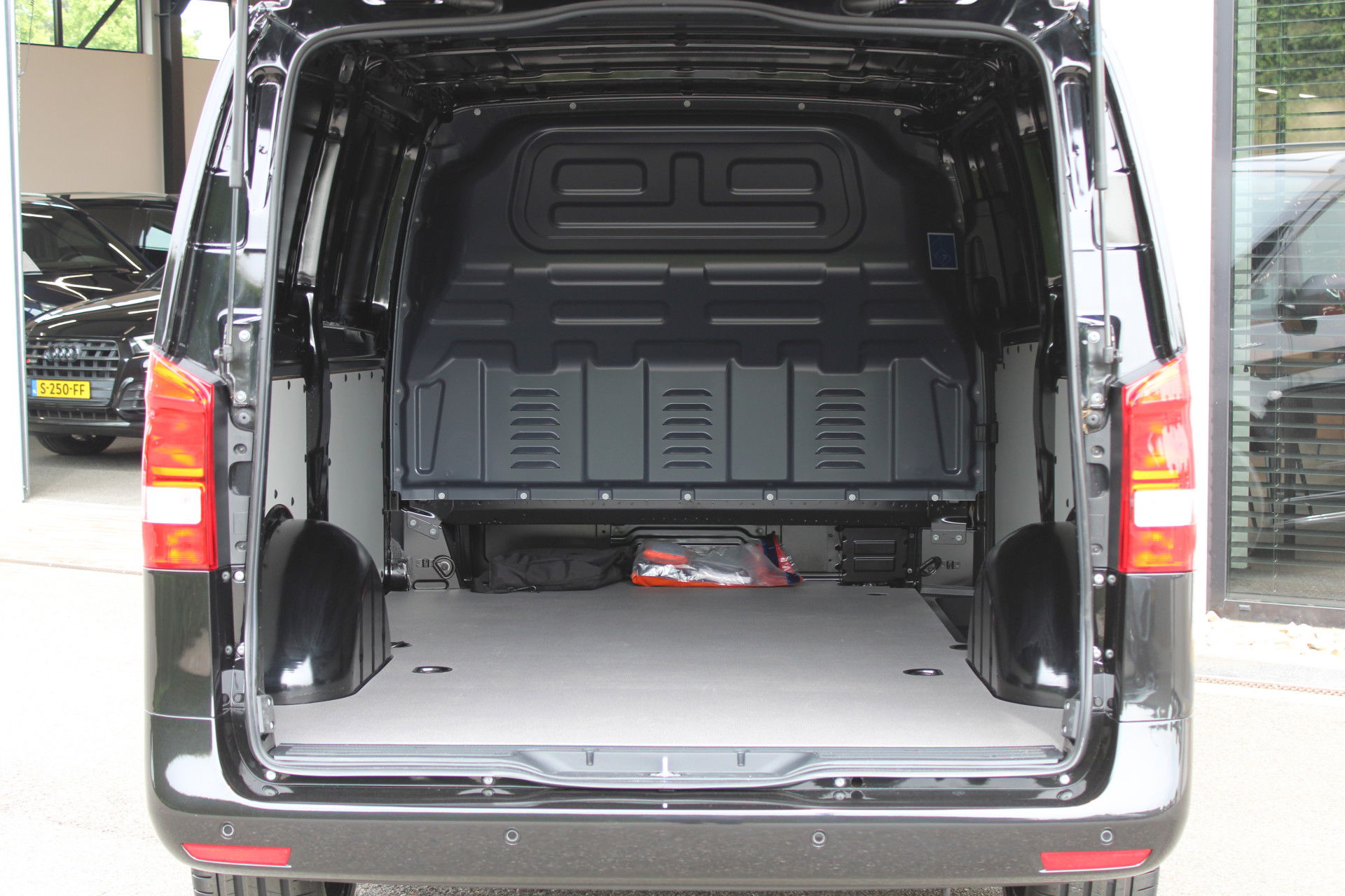 Auto afbeelding: 12