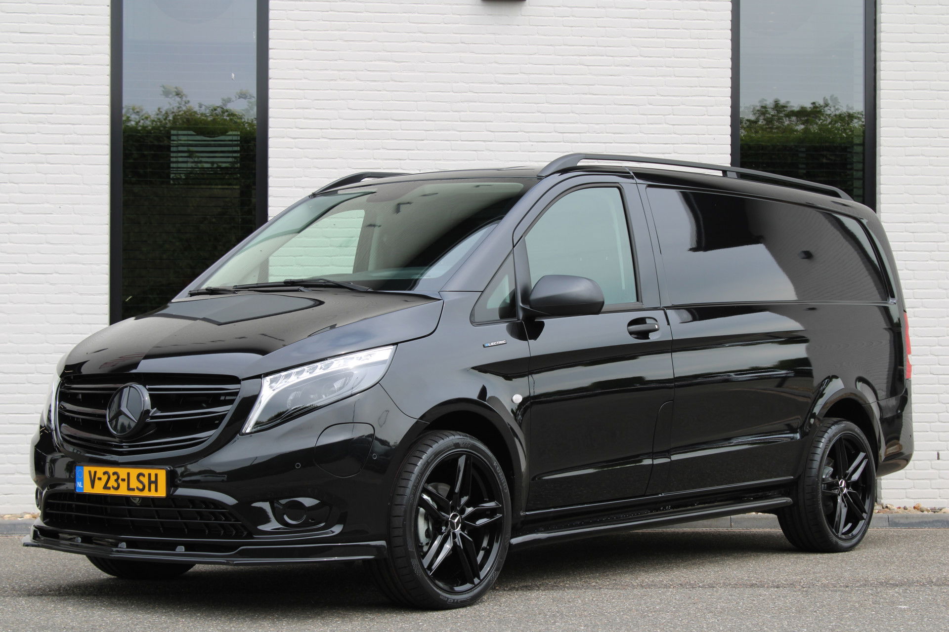 Auto afbeelding: 2