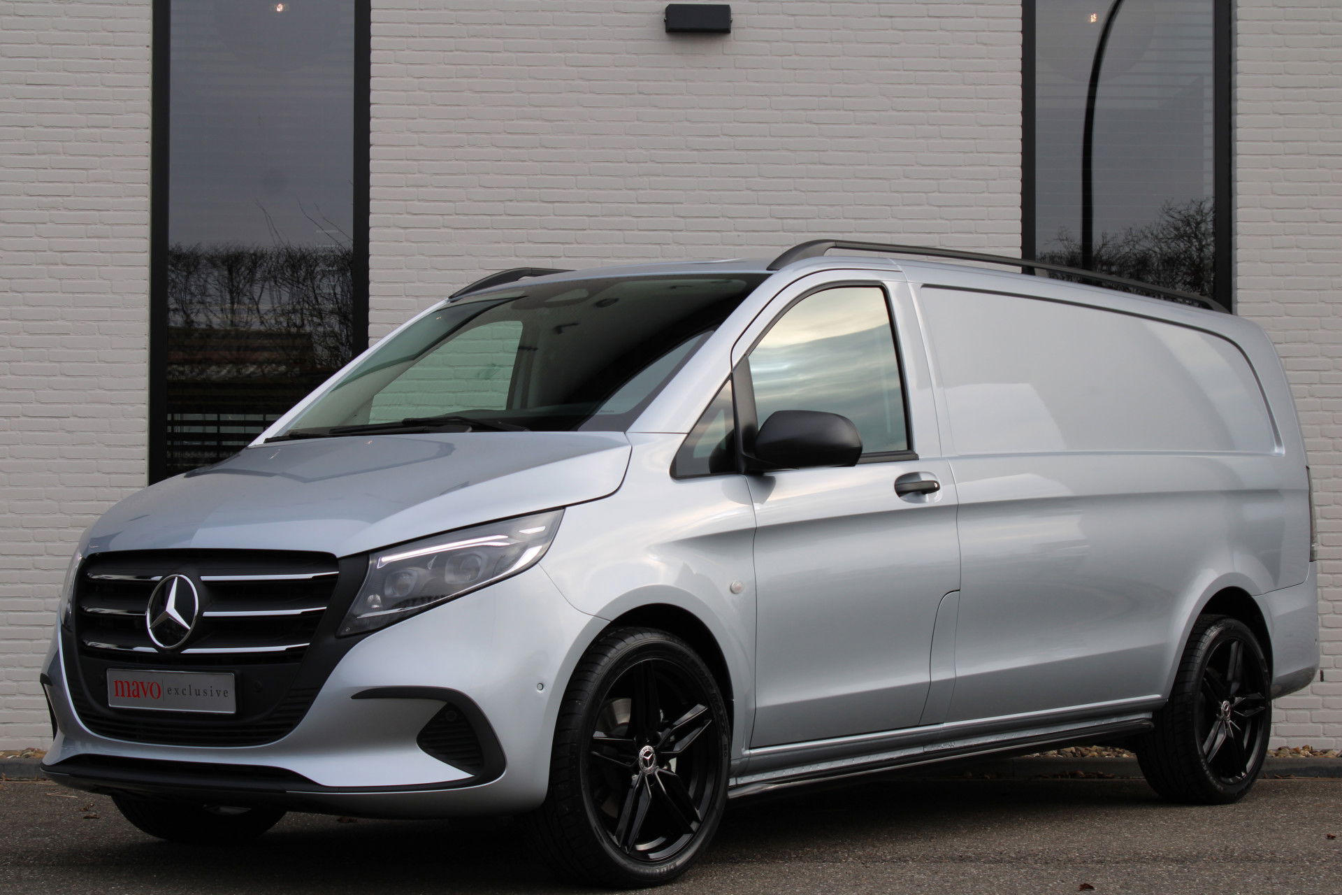 Auto afbeelding: 2