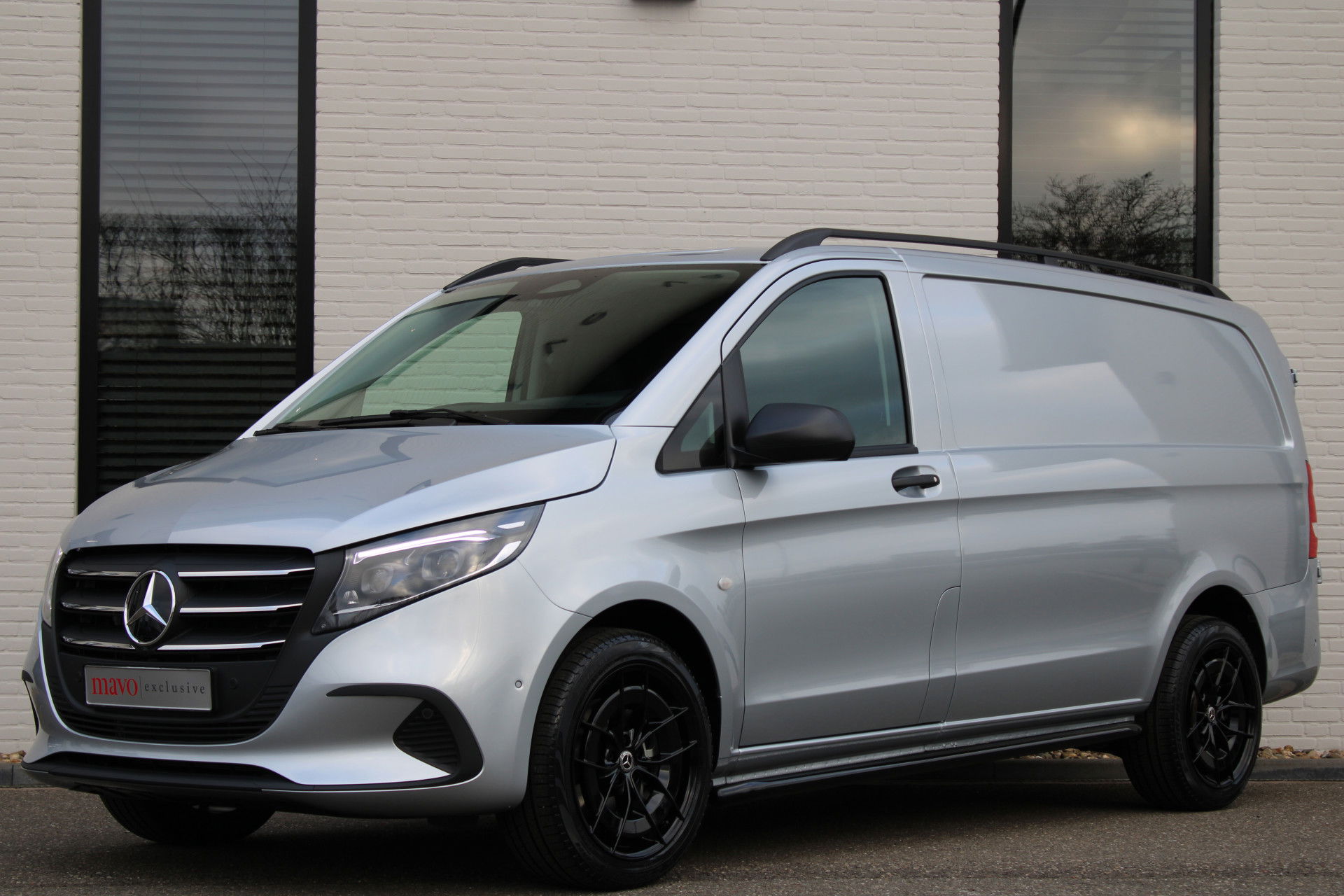 Auto afbeelding: 2