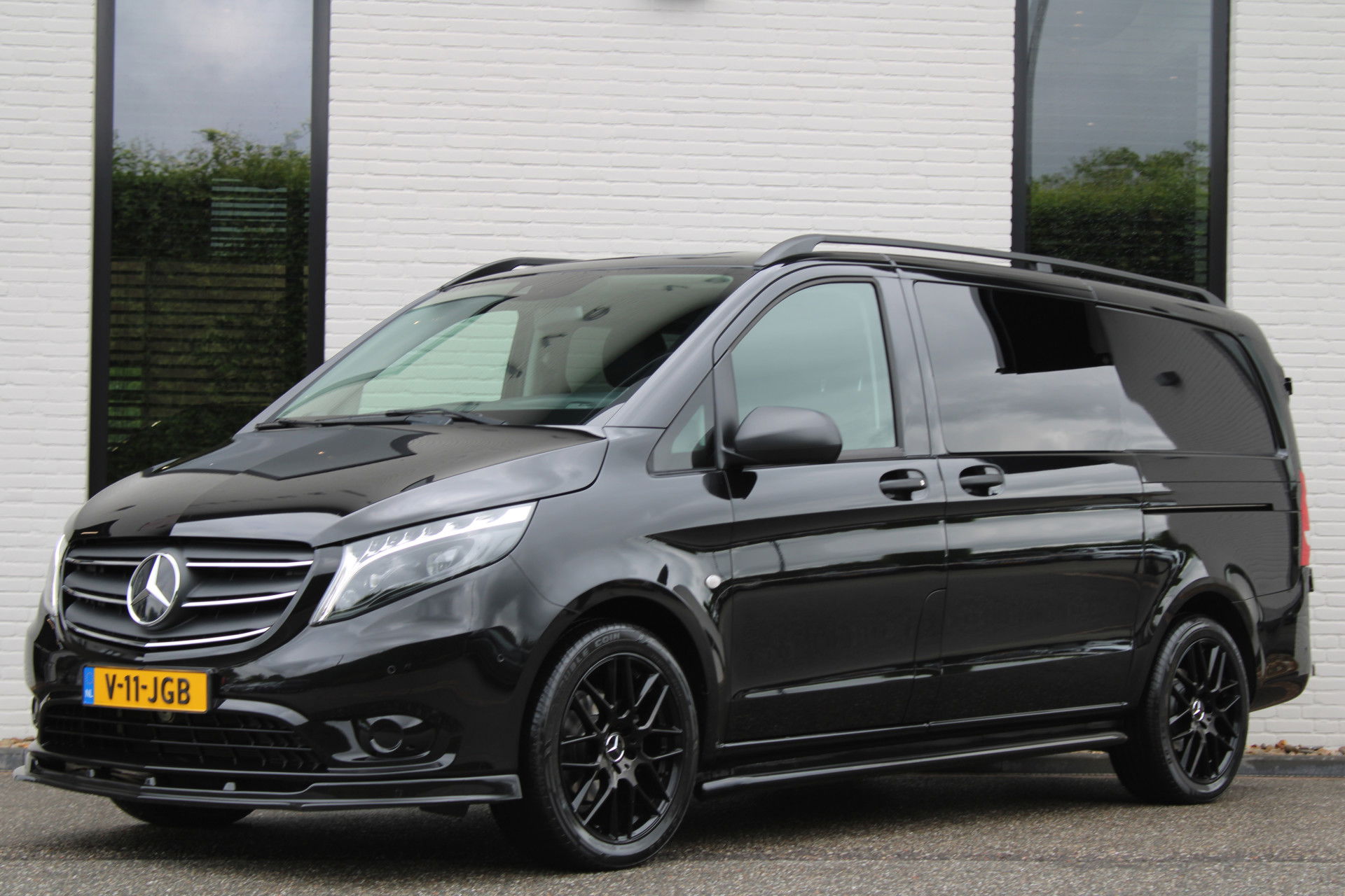 Auto afbeelding: 2