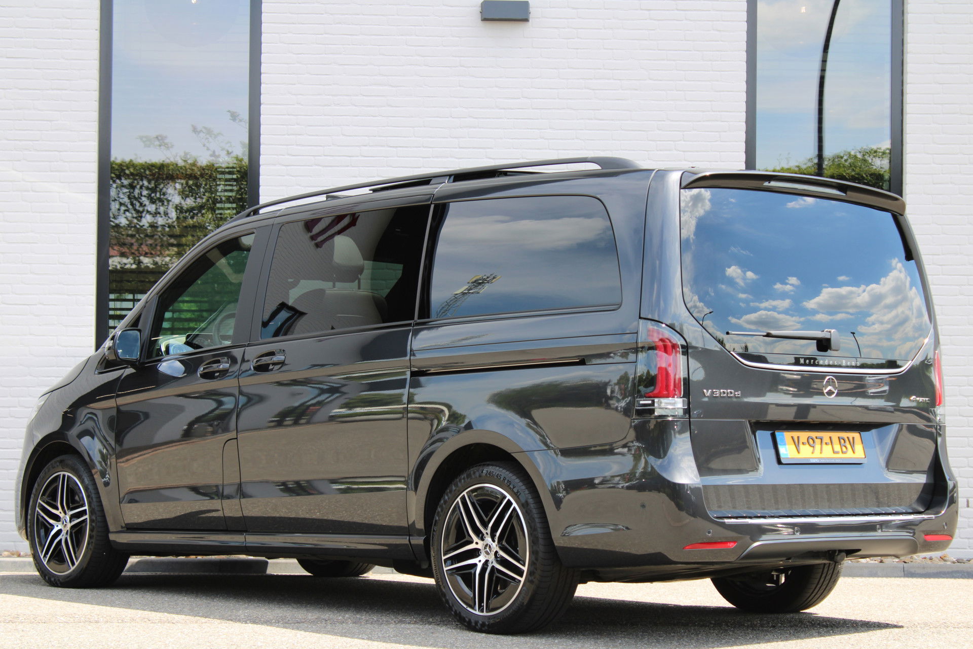 Auto afbeelding: 10