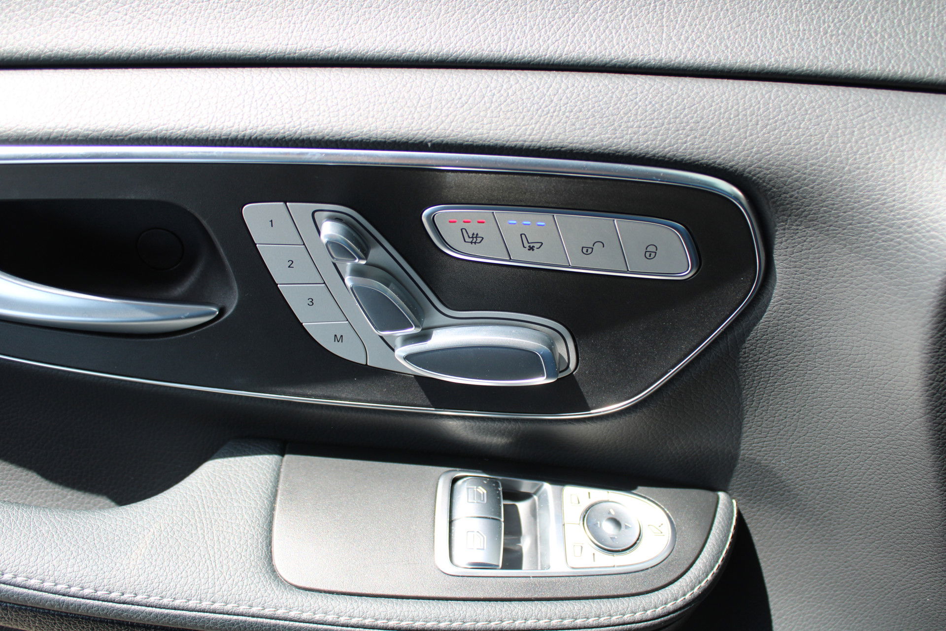 Auto afbeelding: 12
