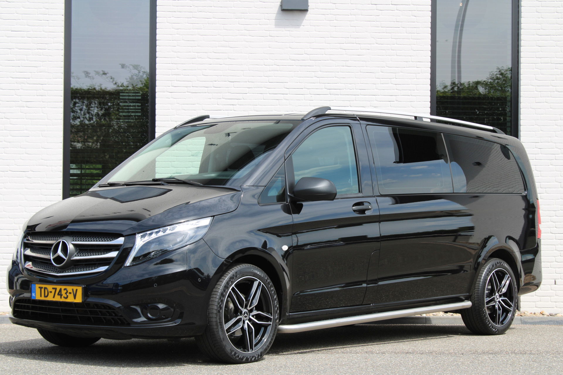 Auto afbeelding: 2