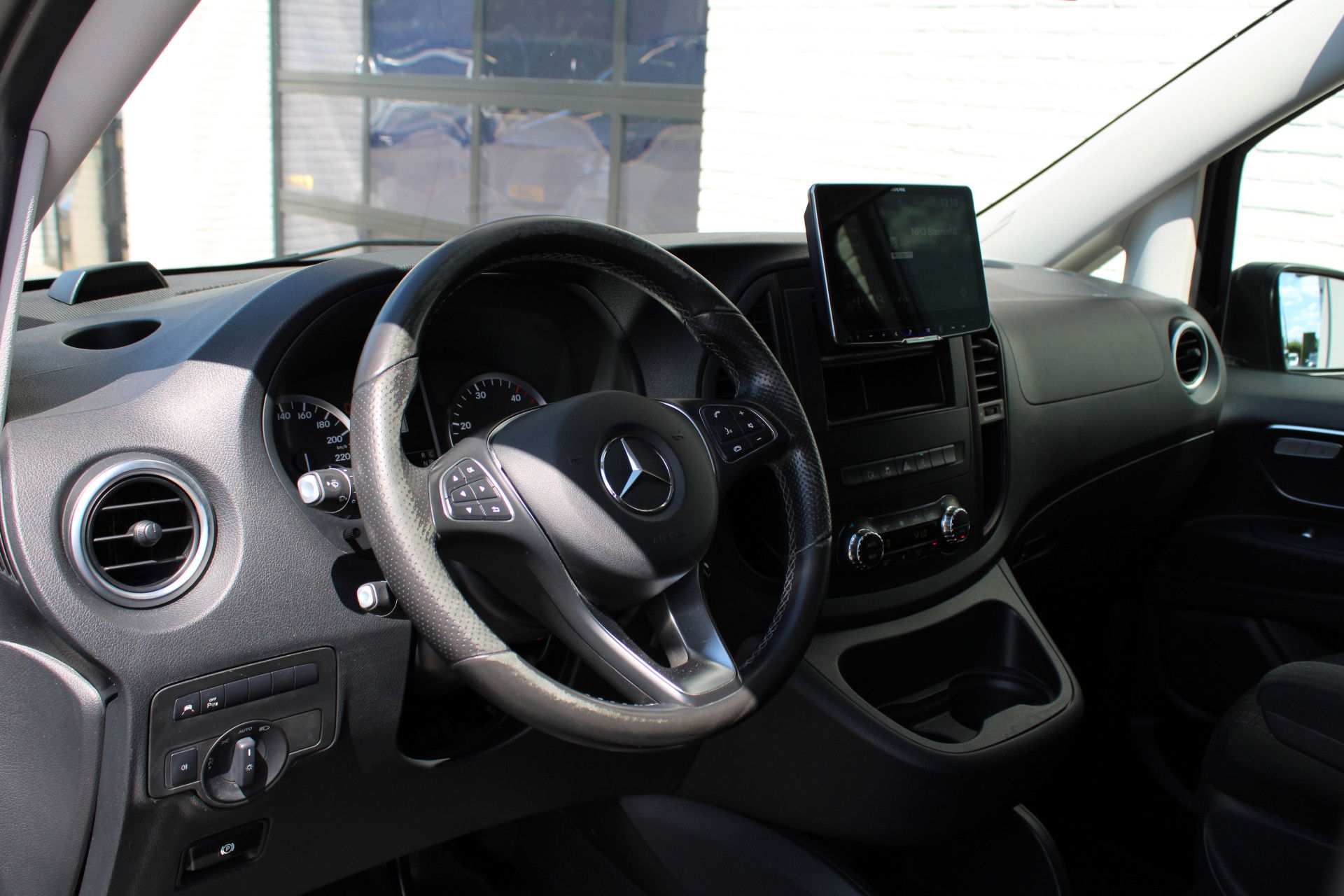 Auto afbeelding: 12