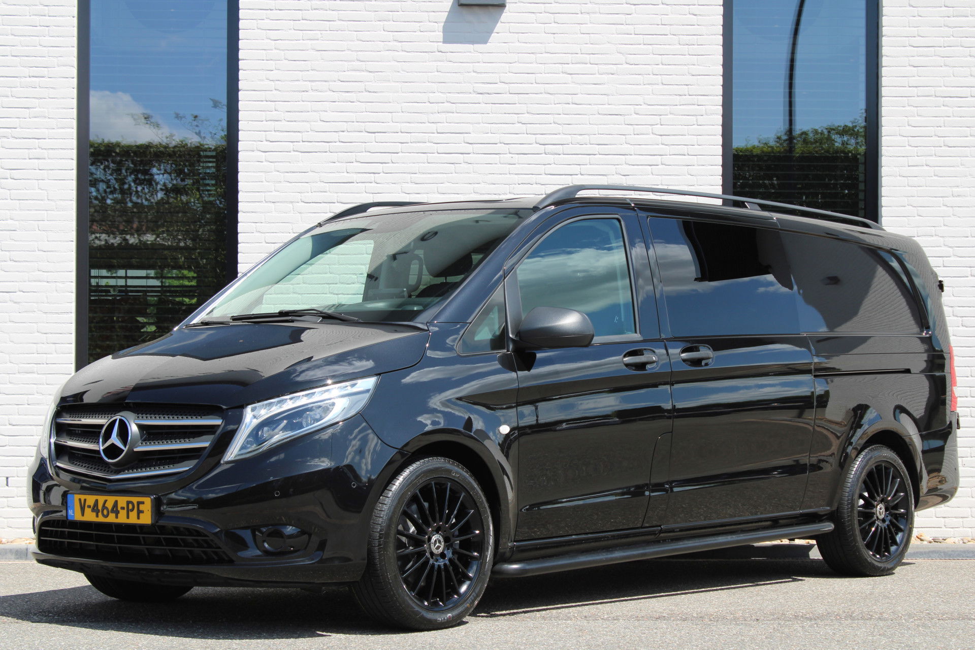Auto afbeelding: 2