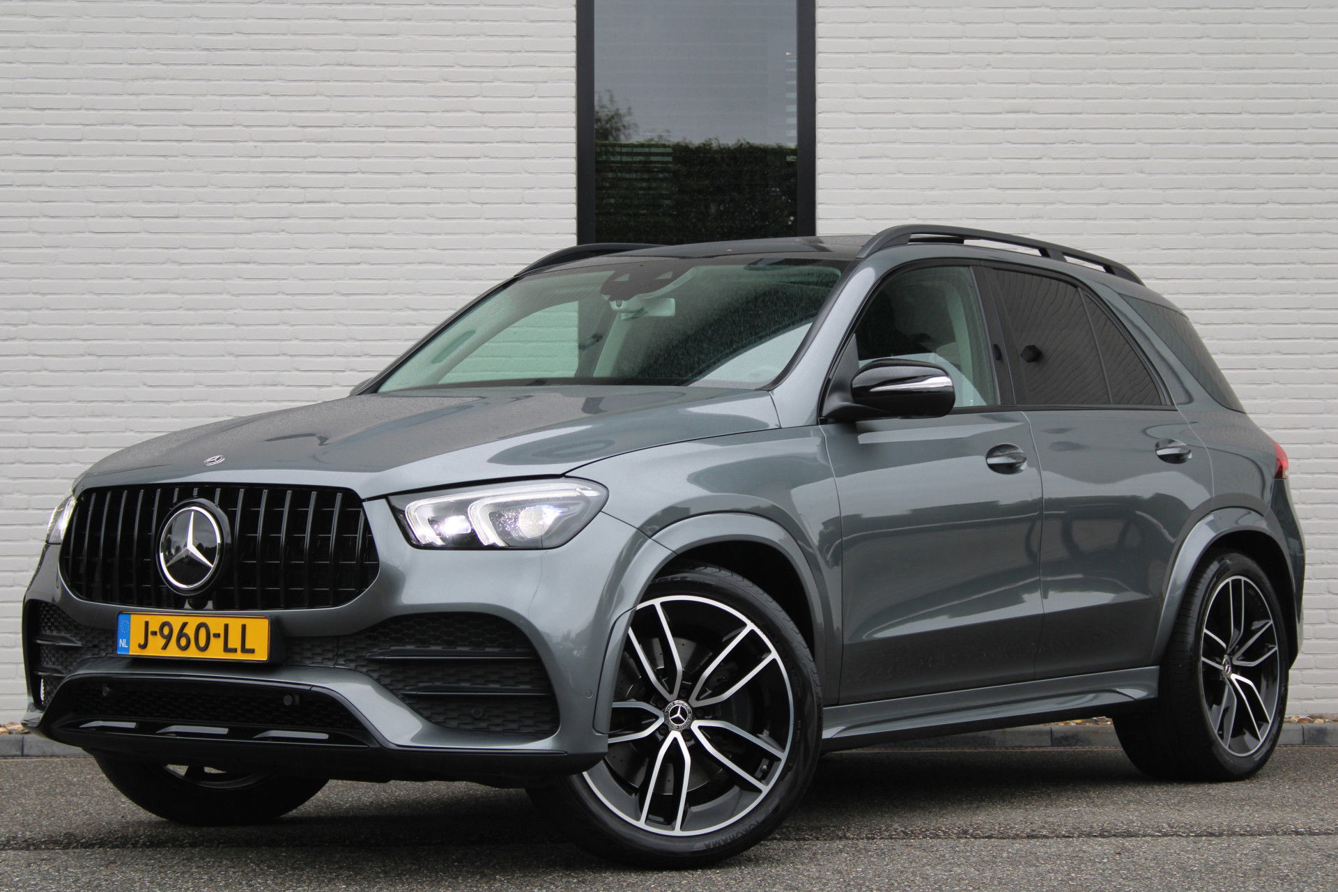 Auto afbeelding: 24
