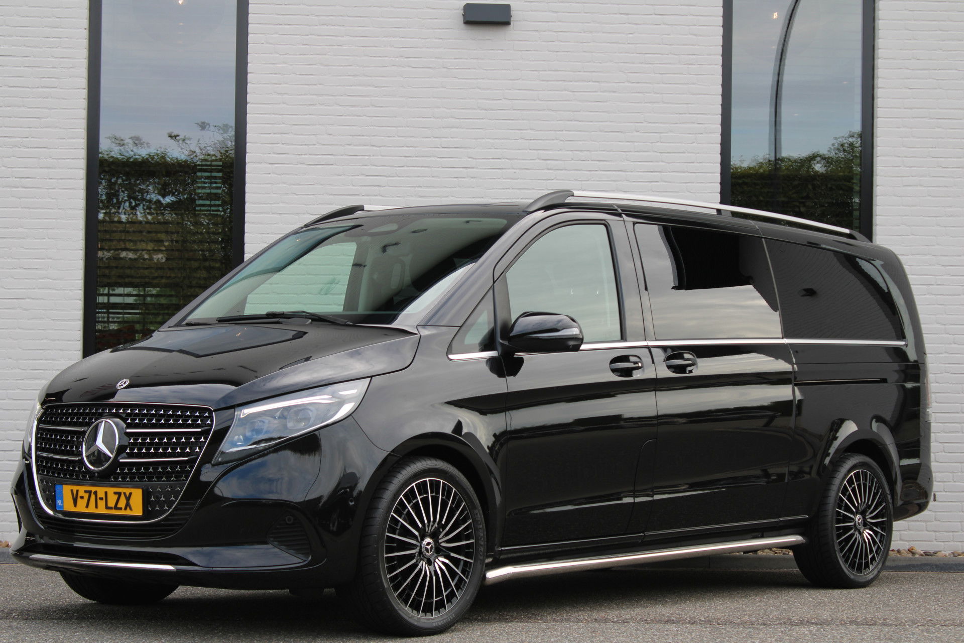 Auto afbeelding: 2