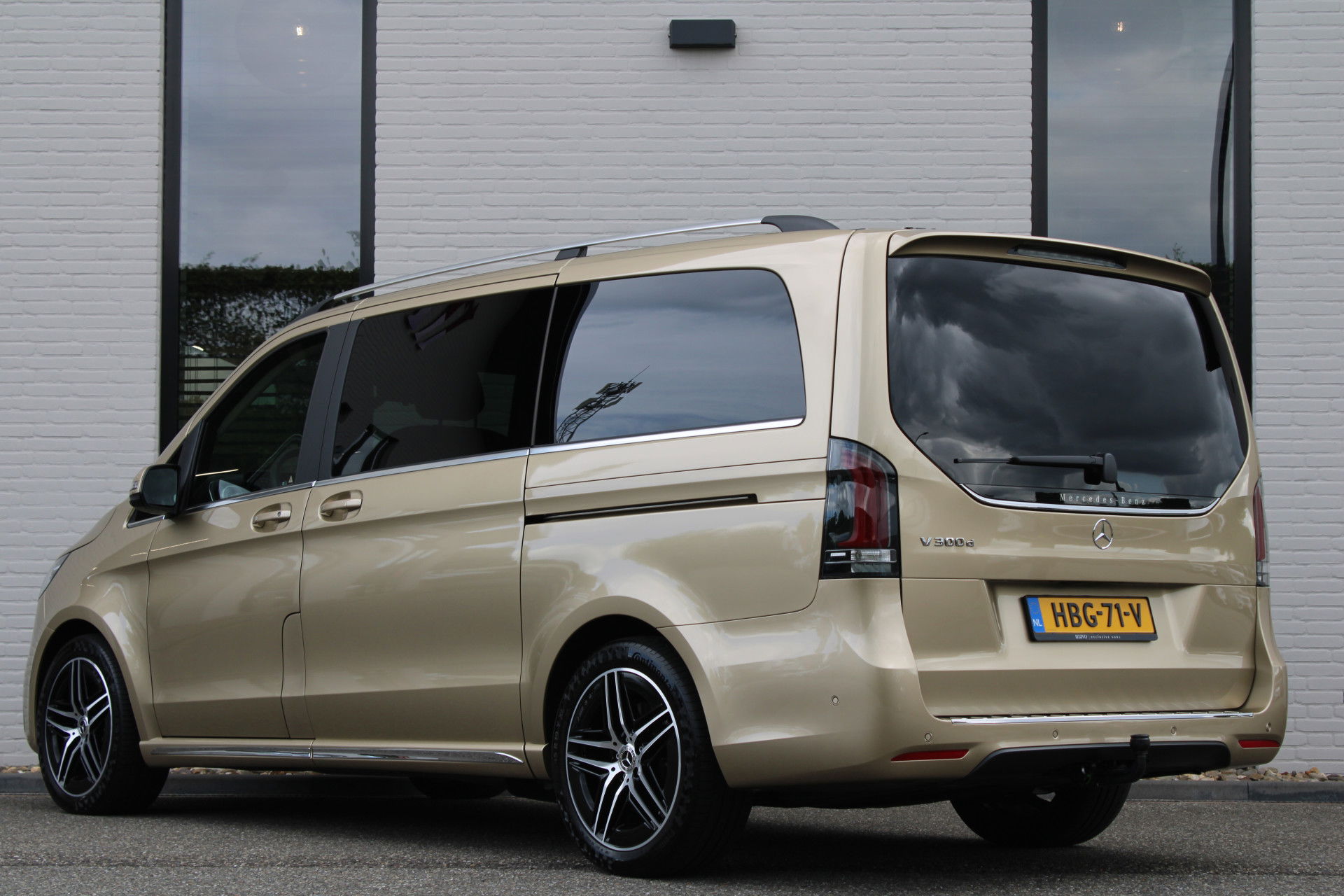 Auto afbeelding: 10