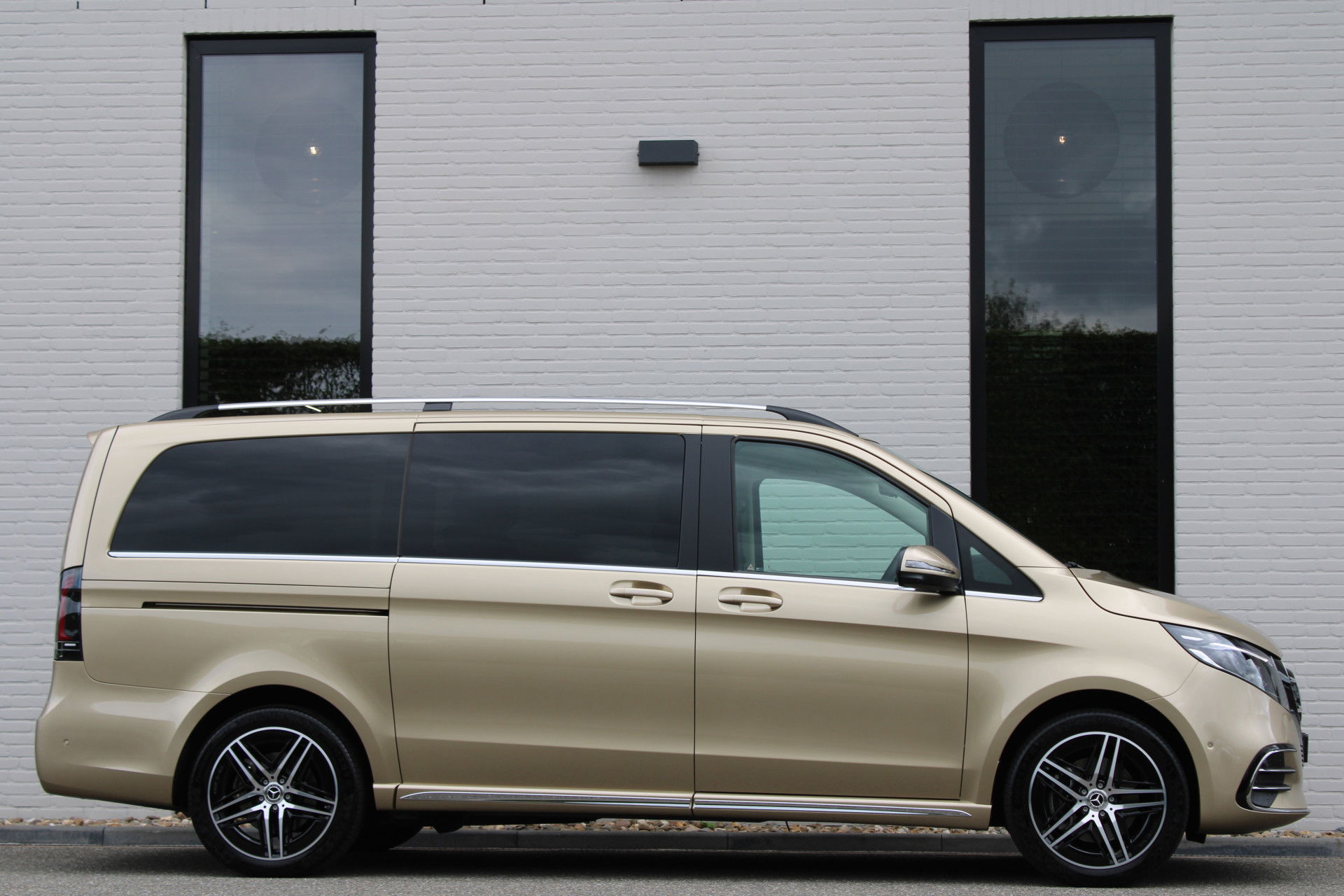 Auto afbeelding: 5