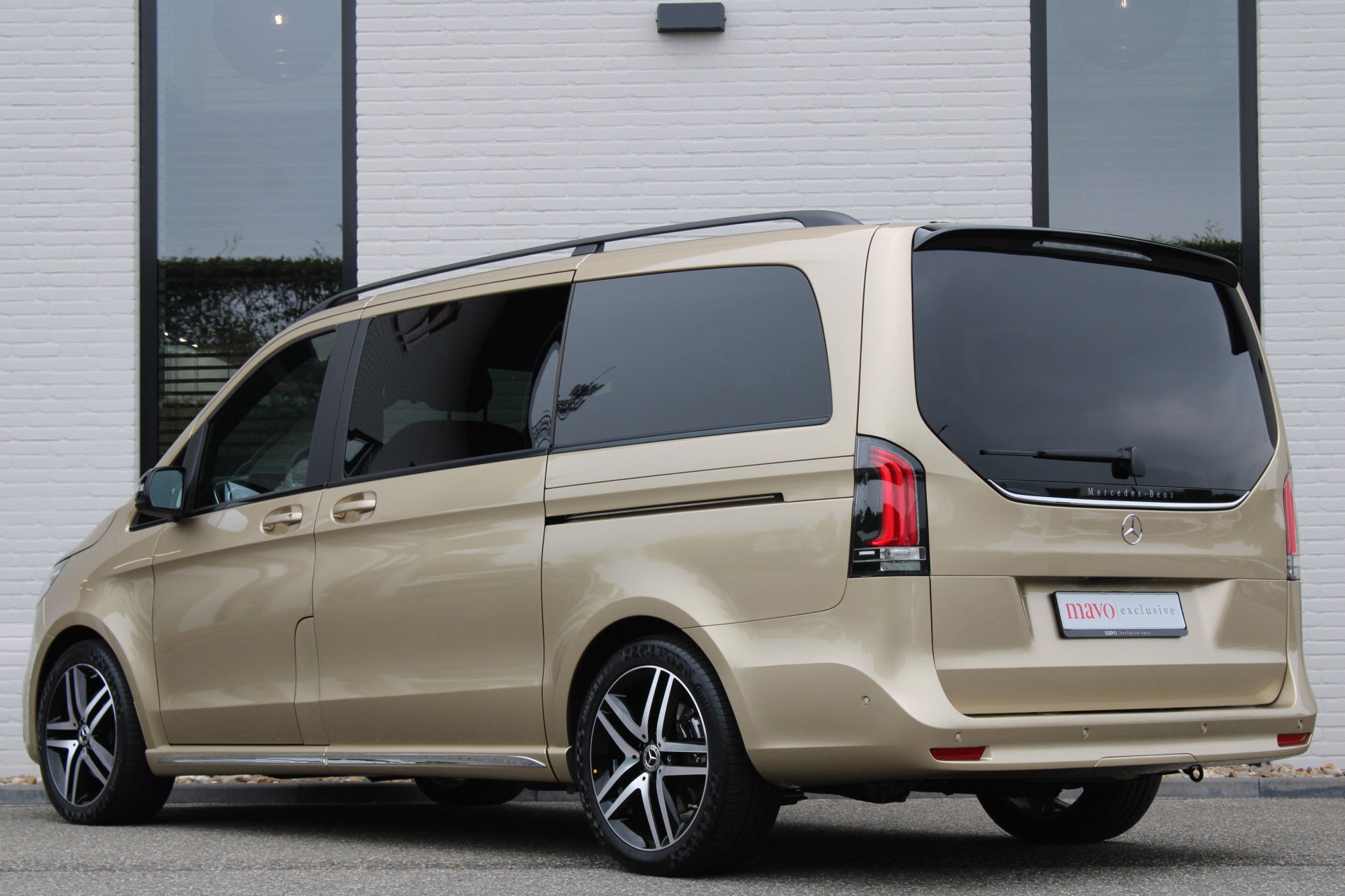 Auto afbeelding: 10