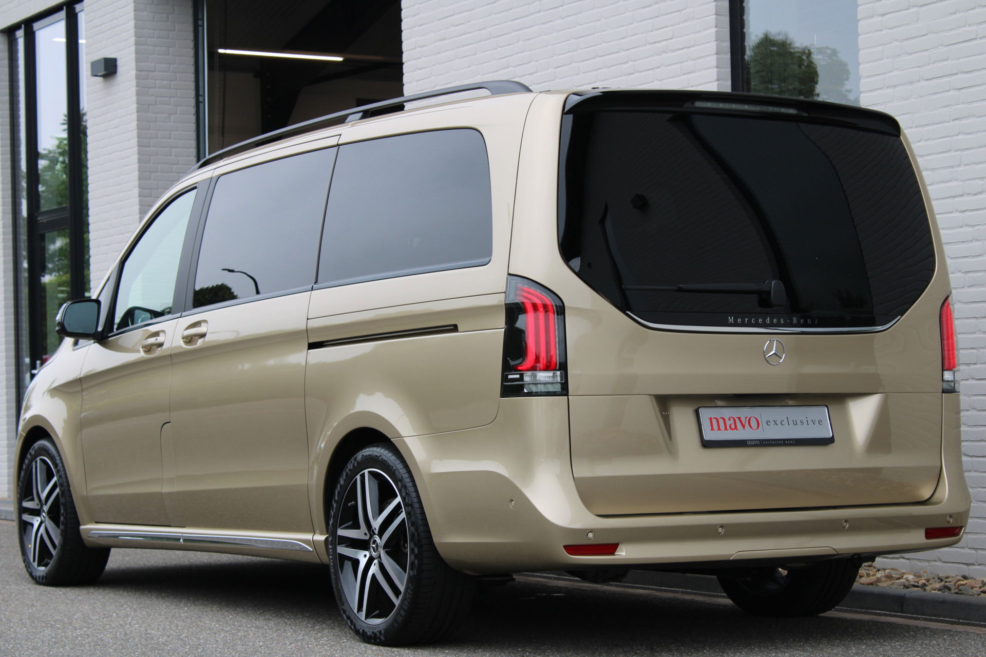 Auto afbeelding: 25