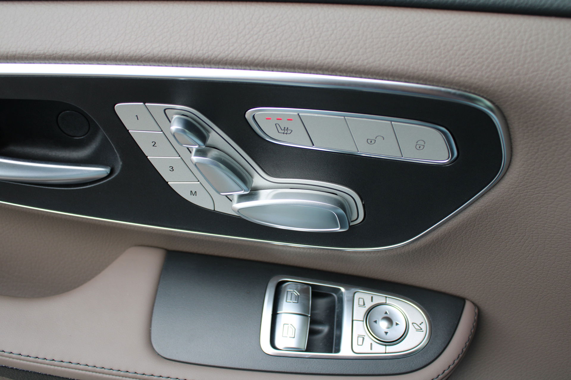Auto afbeelding: 12