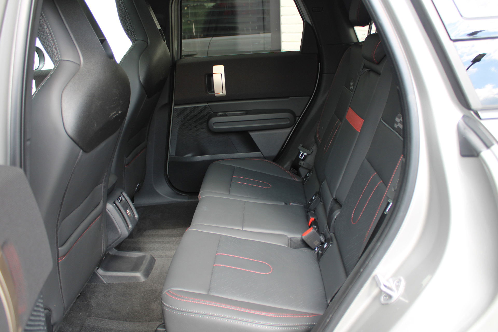 Auto afbeelding: 4