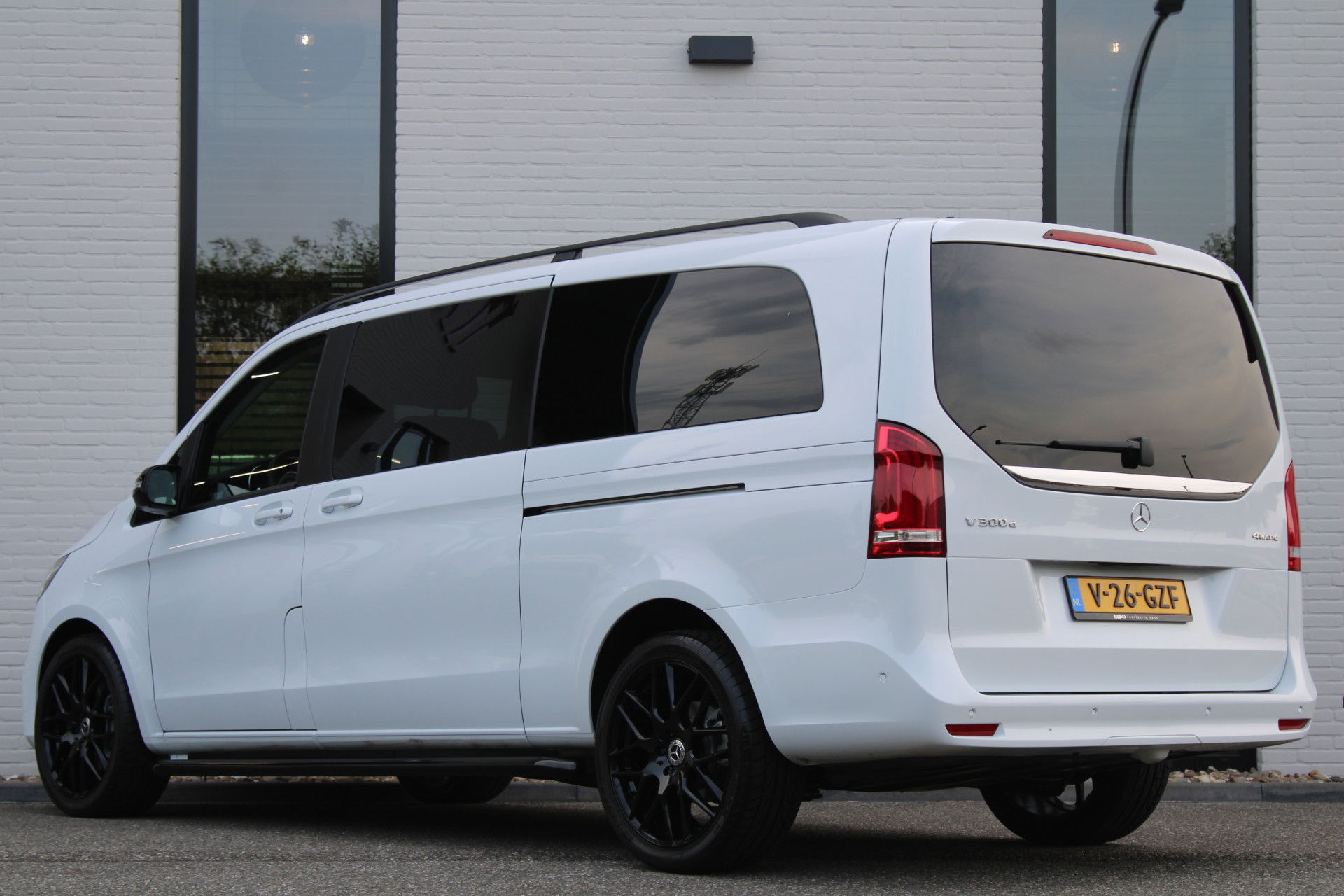 Auto afbeelding: 10