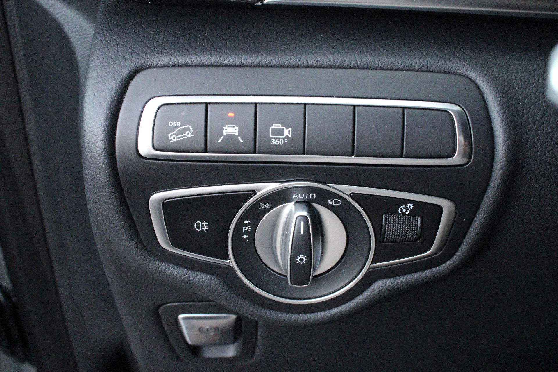 Auto afbeelding: 16