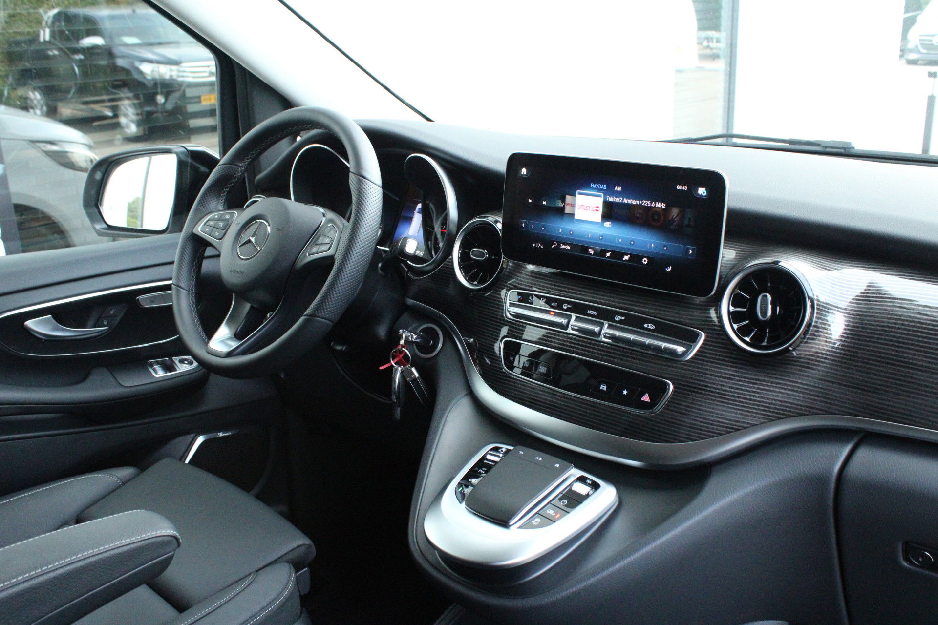 Auto afbeelding: 4