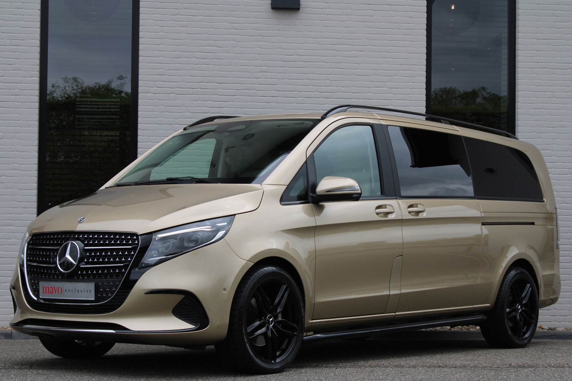 Auto afbeelding: 2