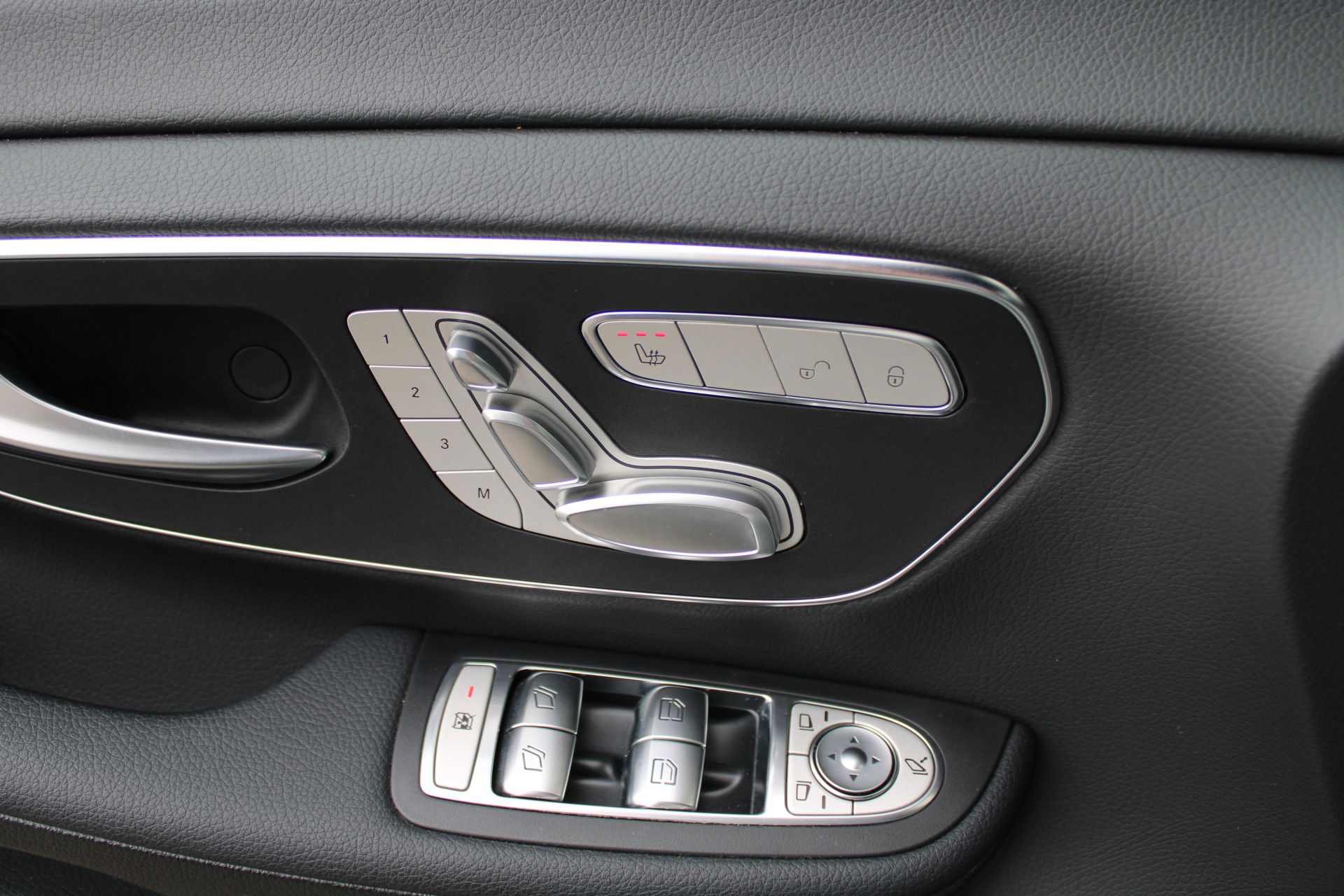 Auto afbeelding: 15