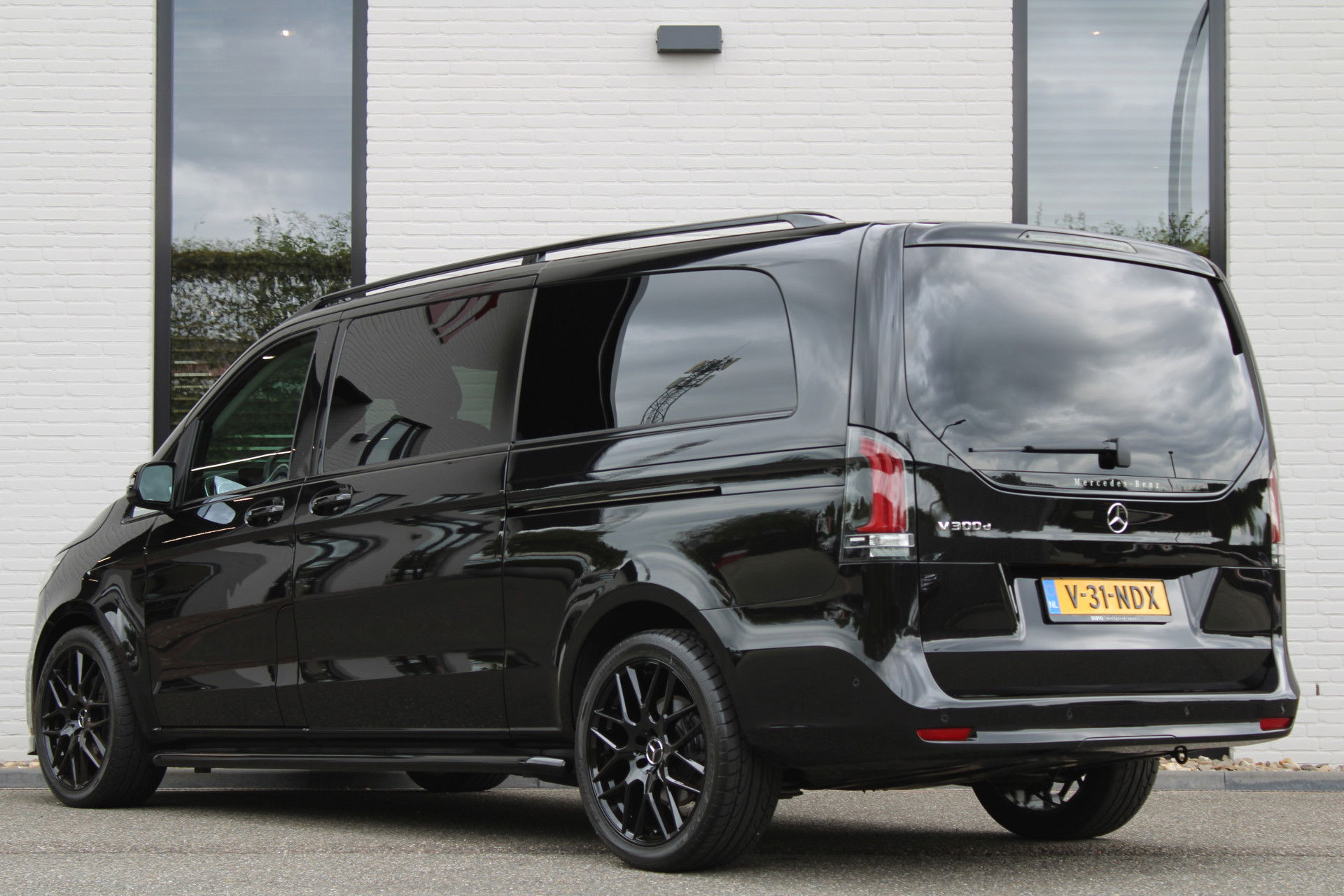 Auto afbeelding: 10