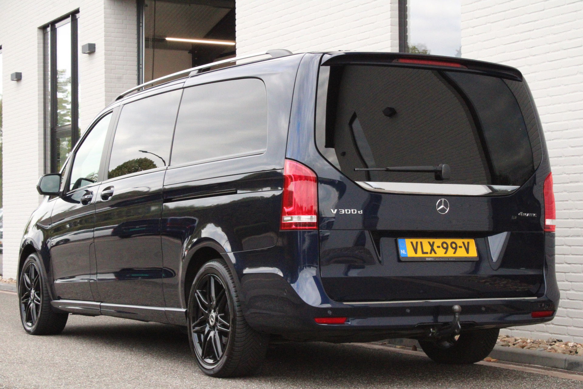 Auto afbeelding: 24