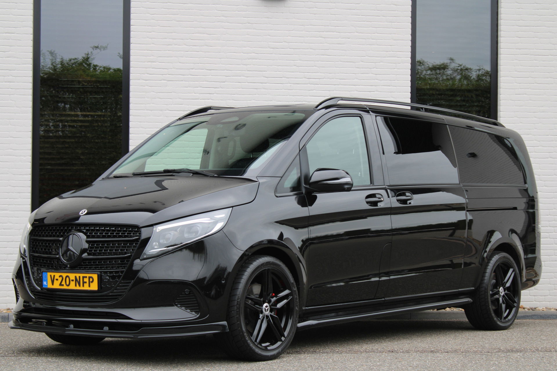 Auto afbeelding: 2
