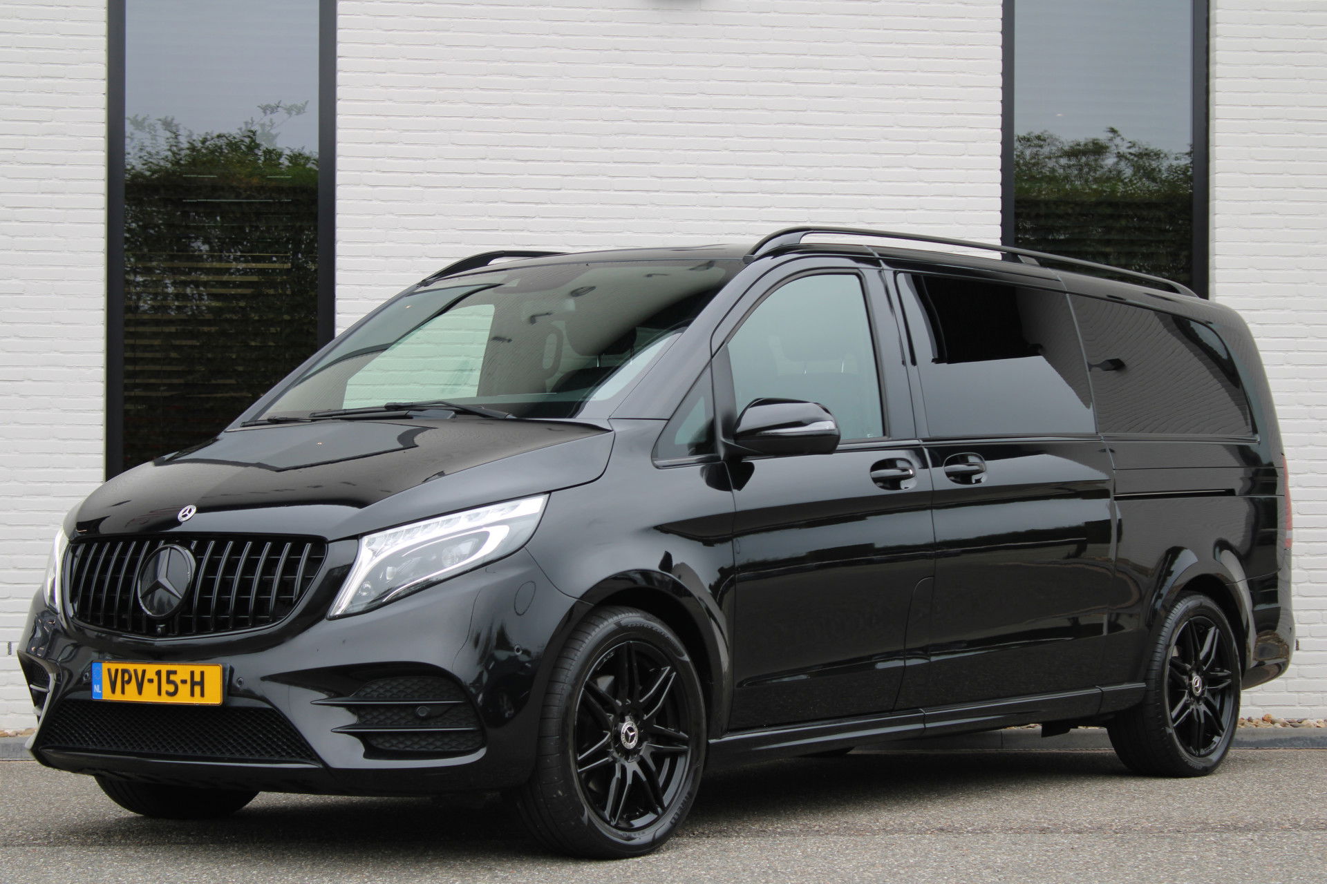 Auto afbeelding: 2