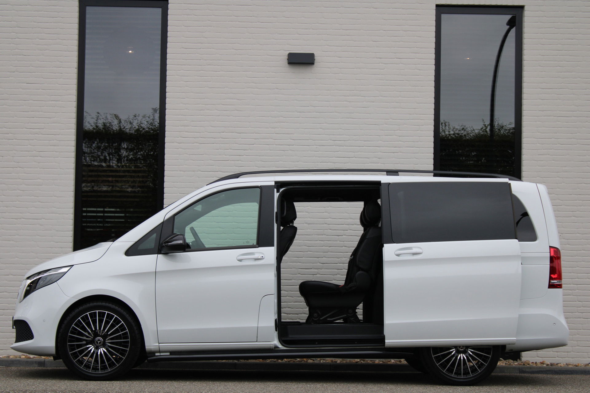 Auto afbeelding: 10