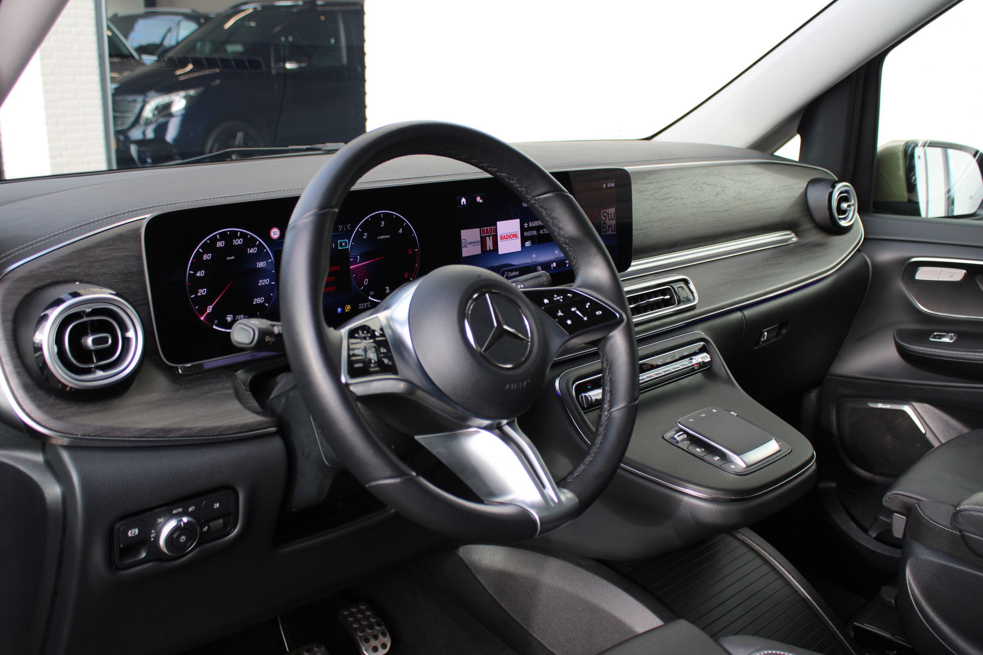 Auto afbeelding: 12