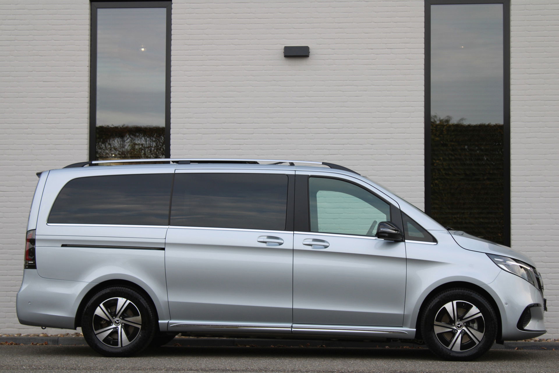 Auto afbeelding: 5