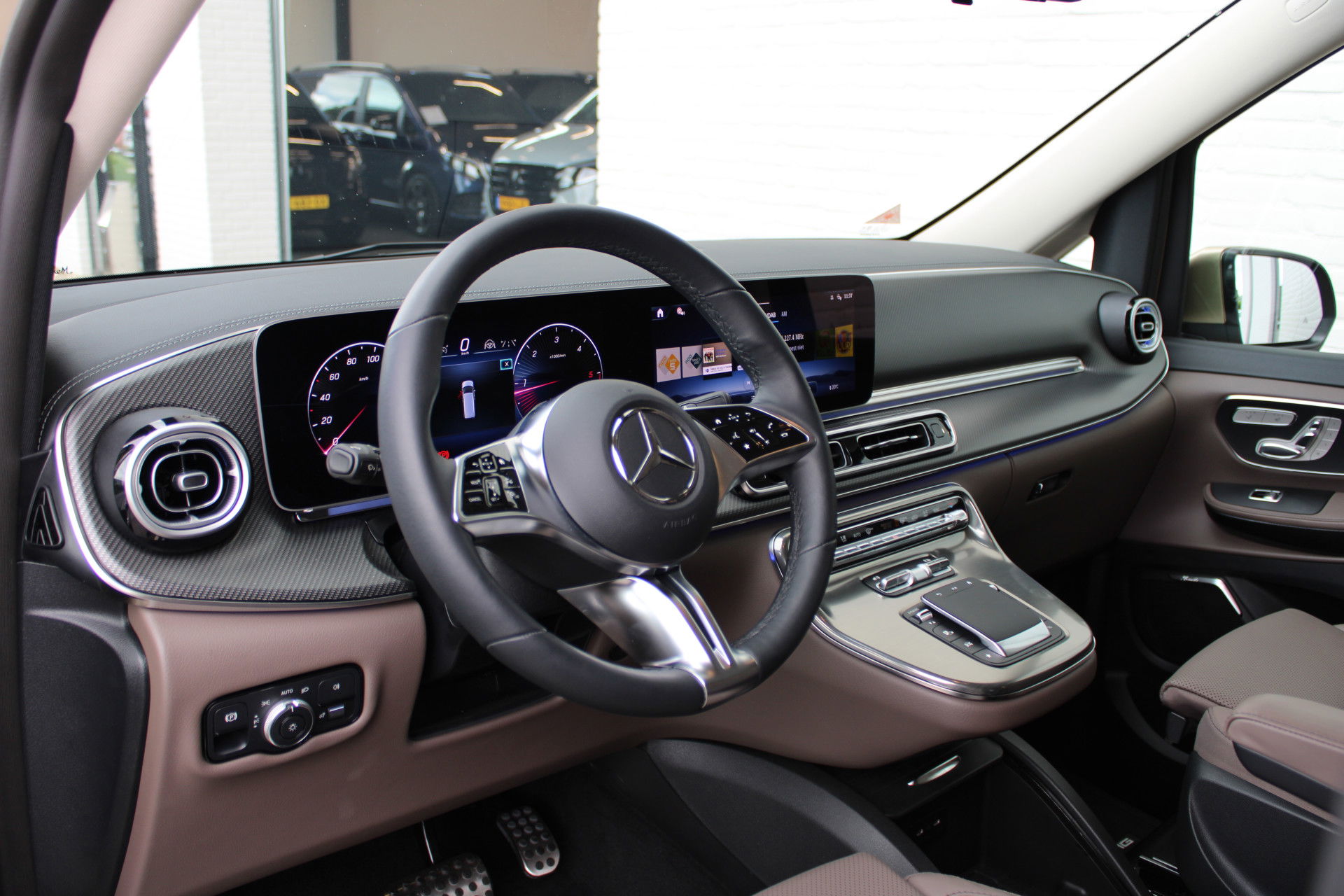 Auto afbeelding: 12