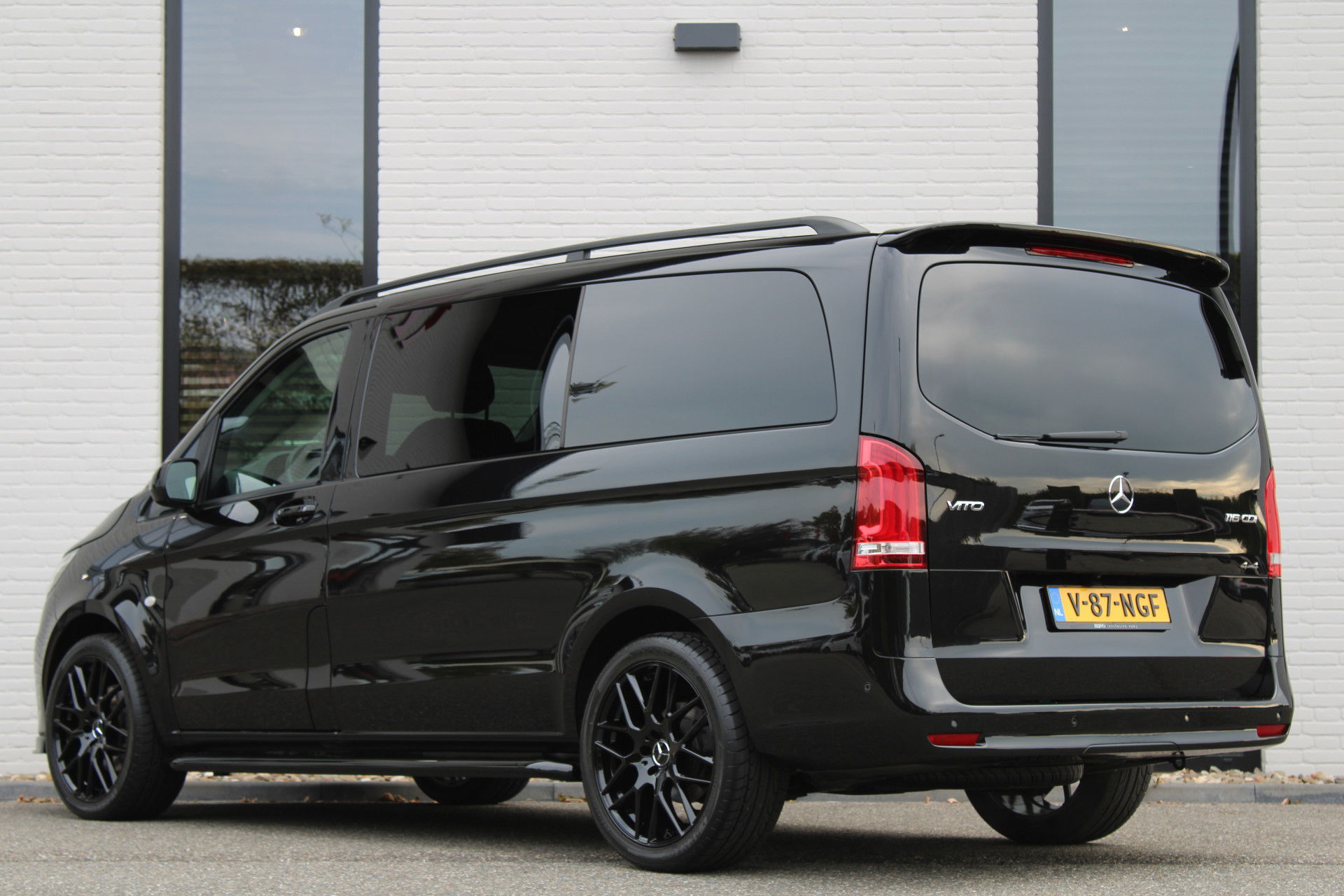 Auto afbeelding: 10