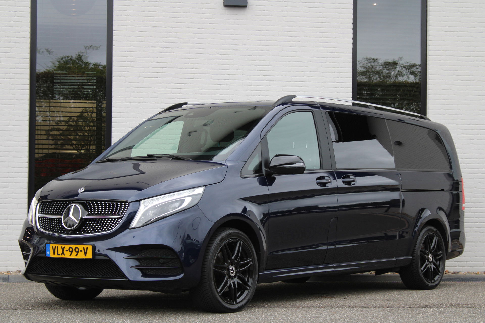 Auto afbeelding: 2