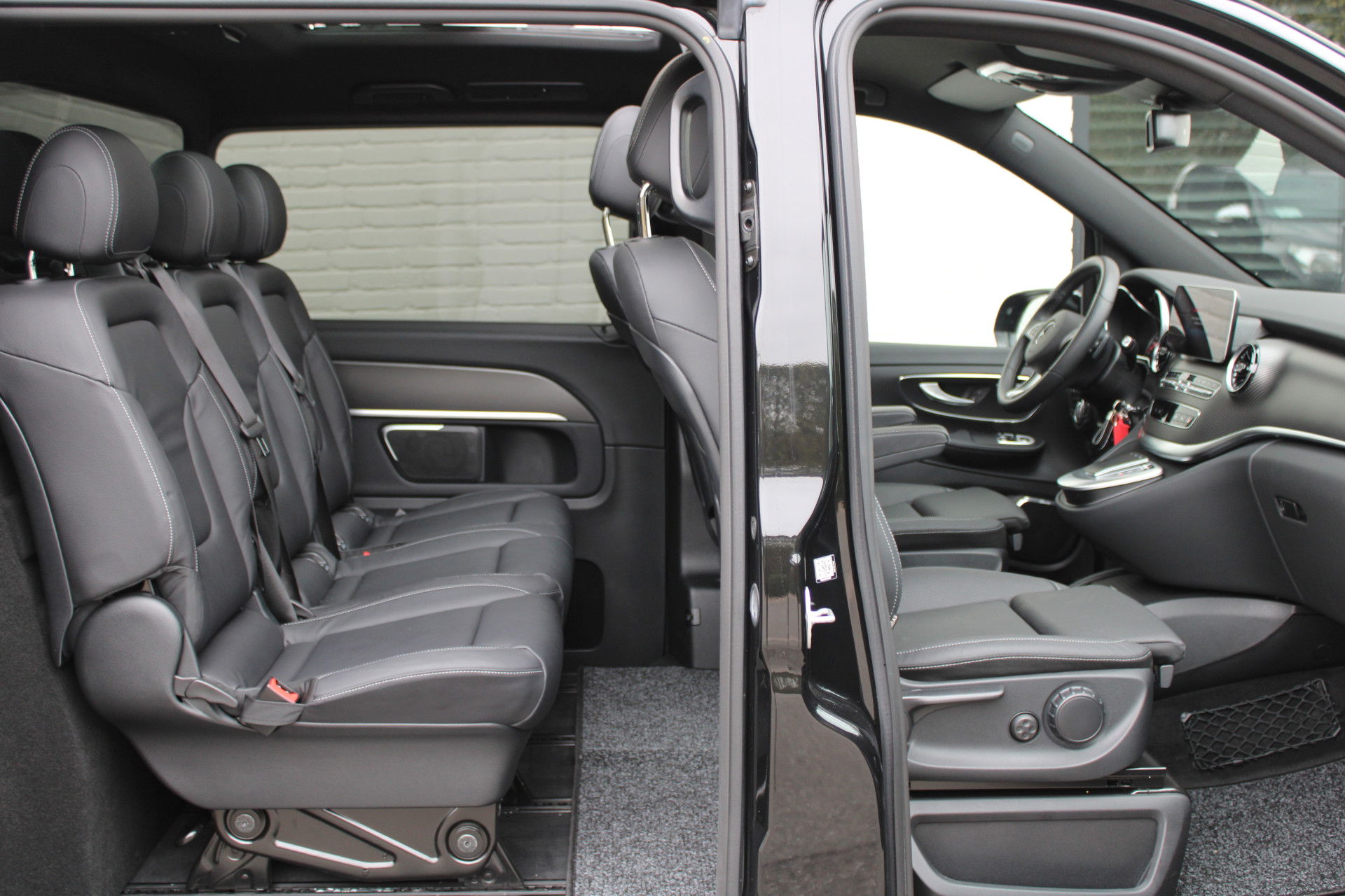 Auto afbeelding: 4