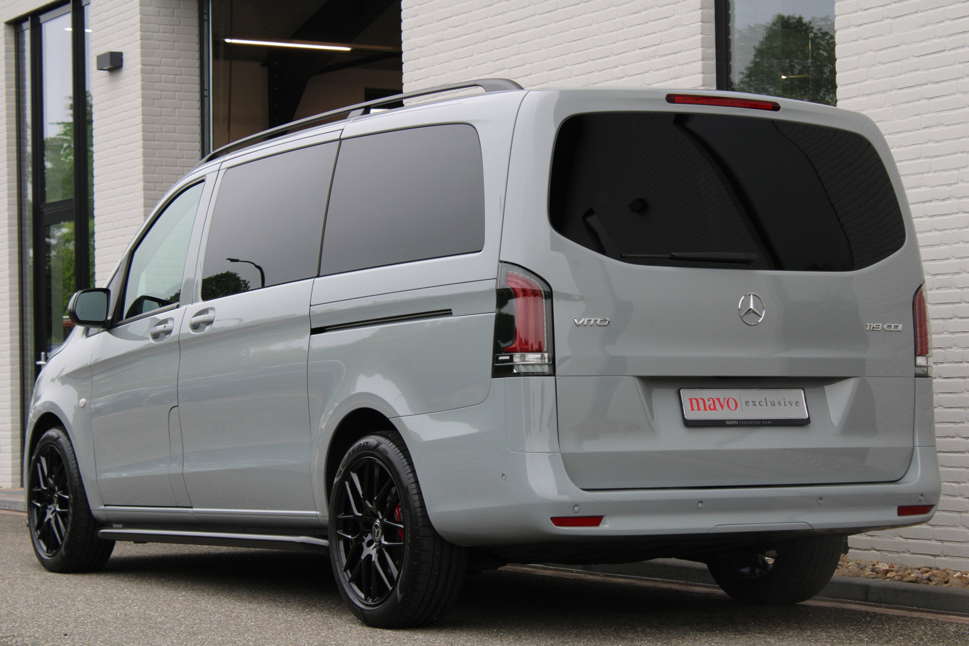 Auto afbeelding: 24