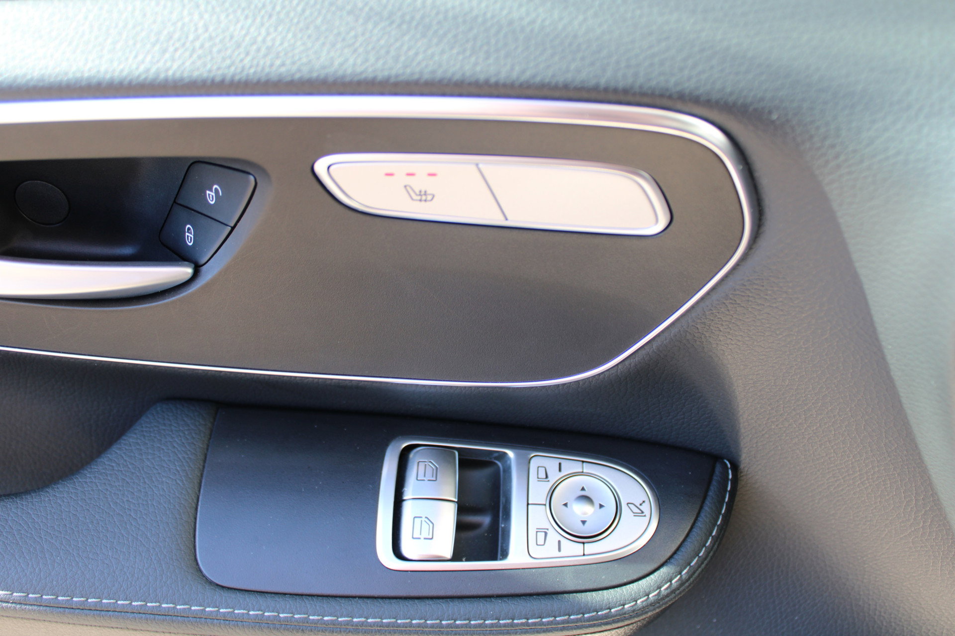 Auto afbeelding: 16
