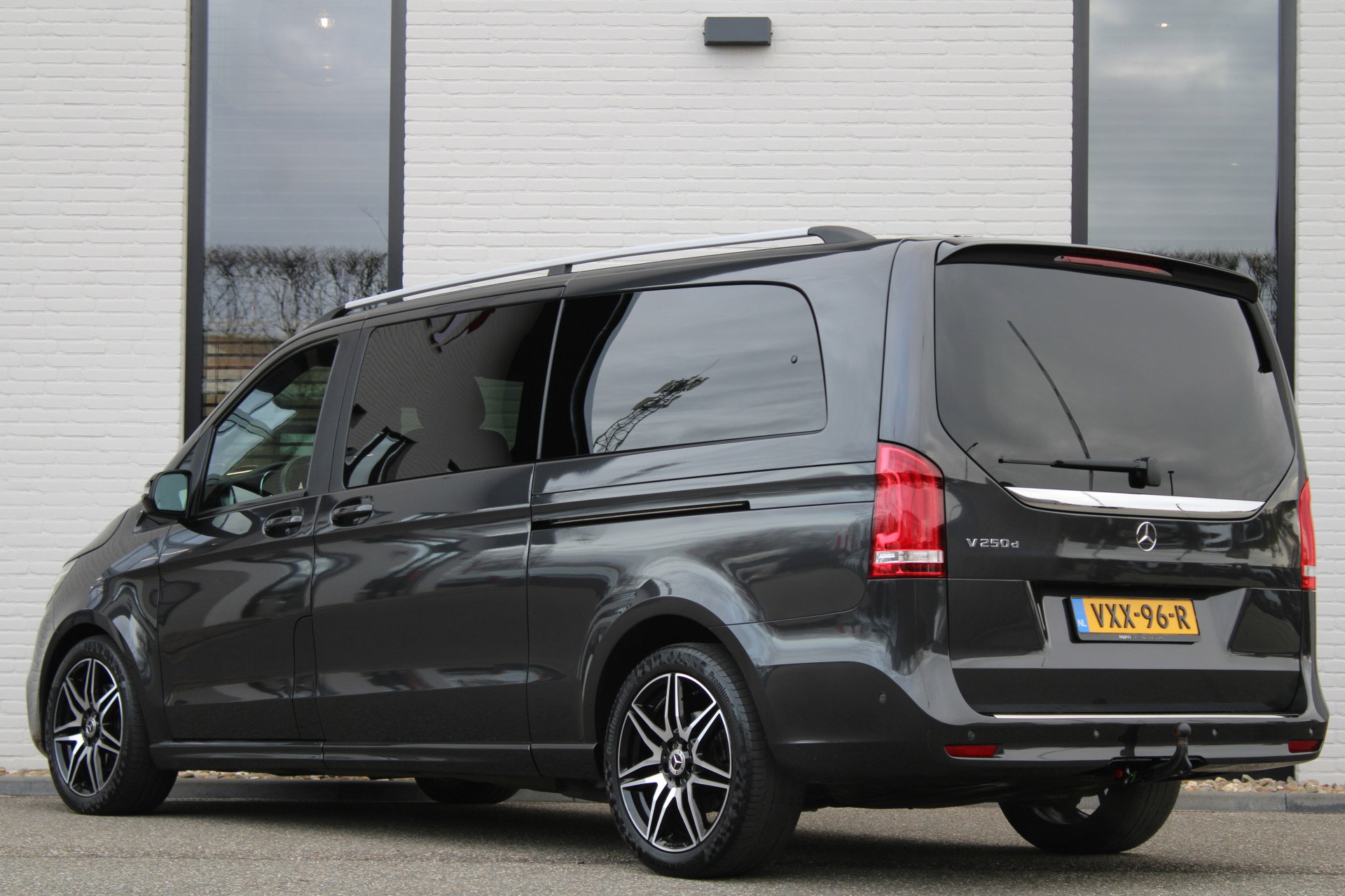 Auto afbeelding: 10