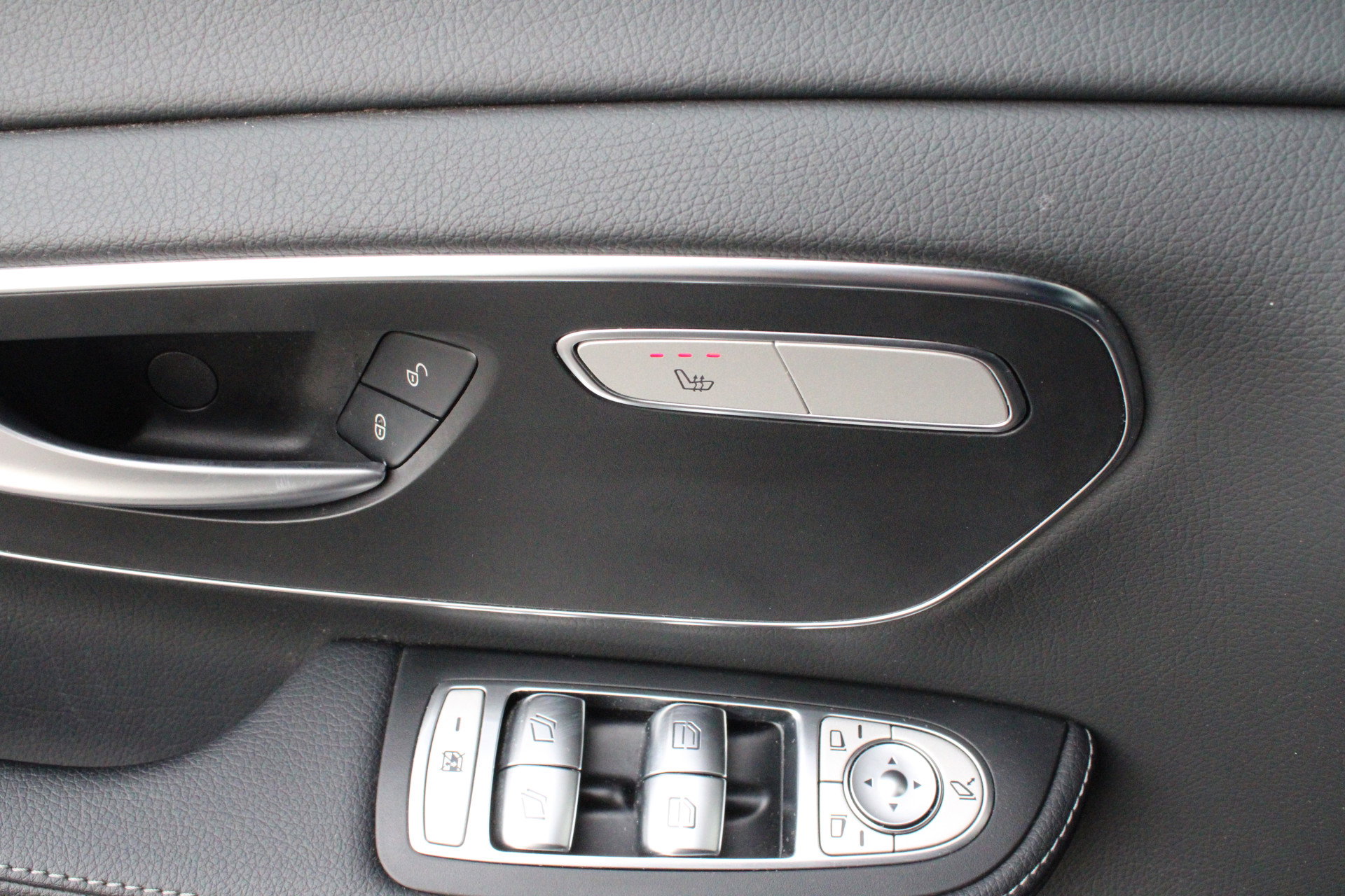 Auto afbeelding: 16