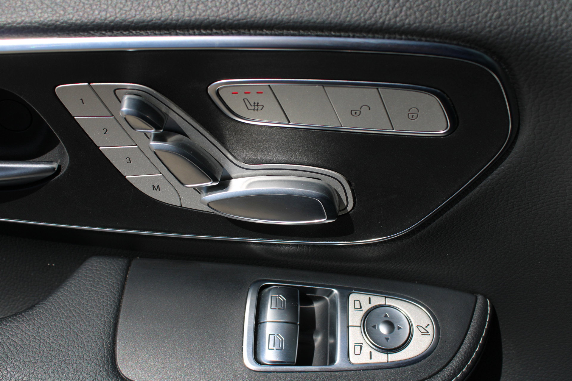 Auto afbeelding: 16