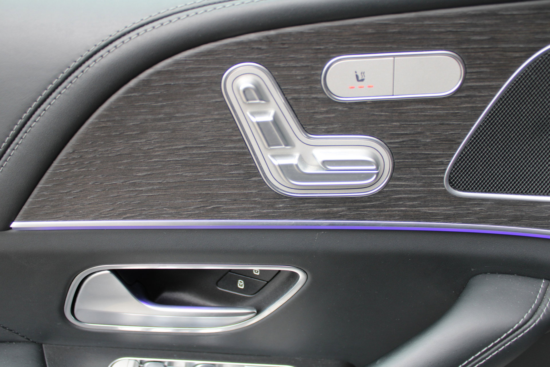Auto afbeelding: 16