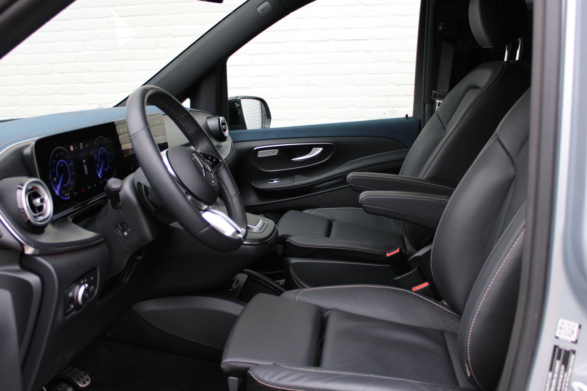 Auto afbeelding: 4