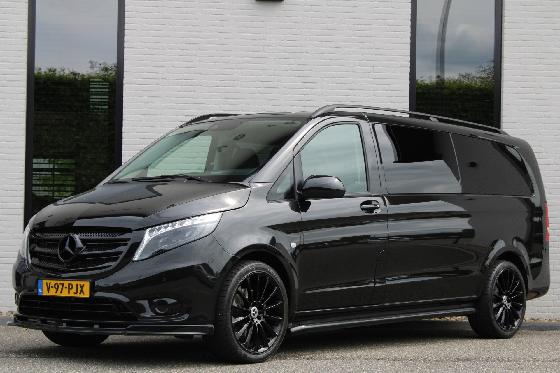 Auto afbeelding: 2