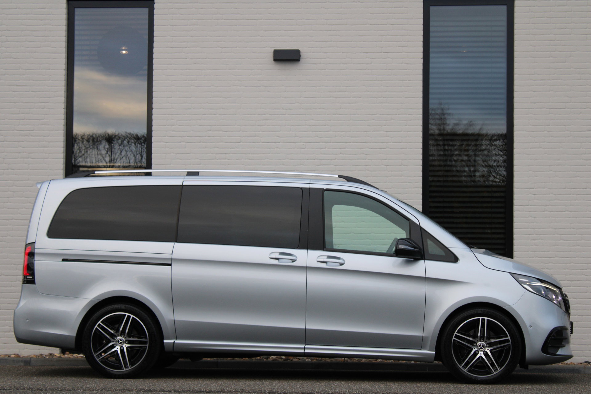 Auto afbeelding: 5