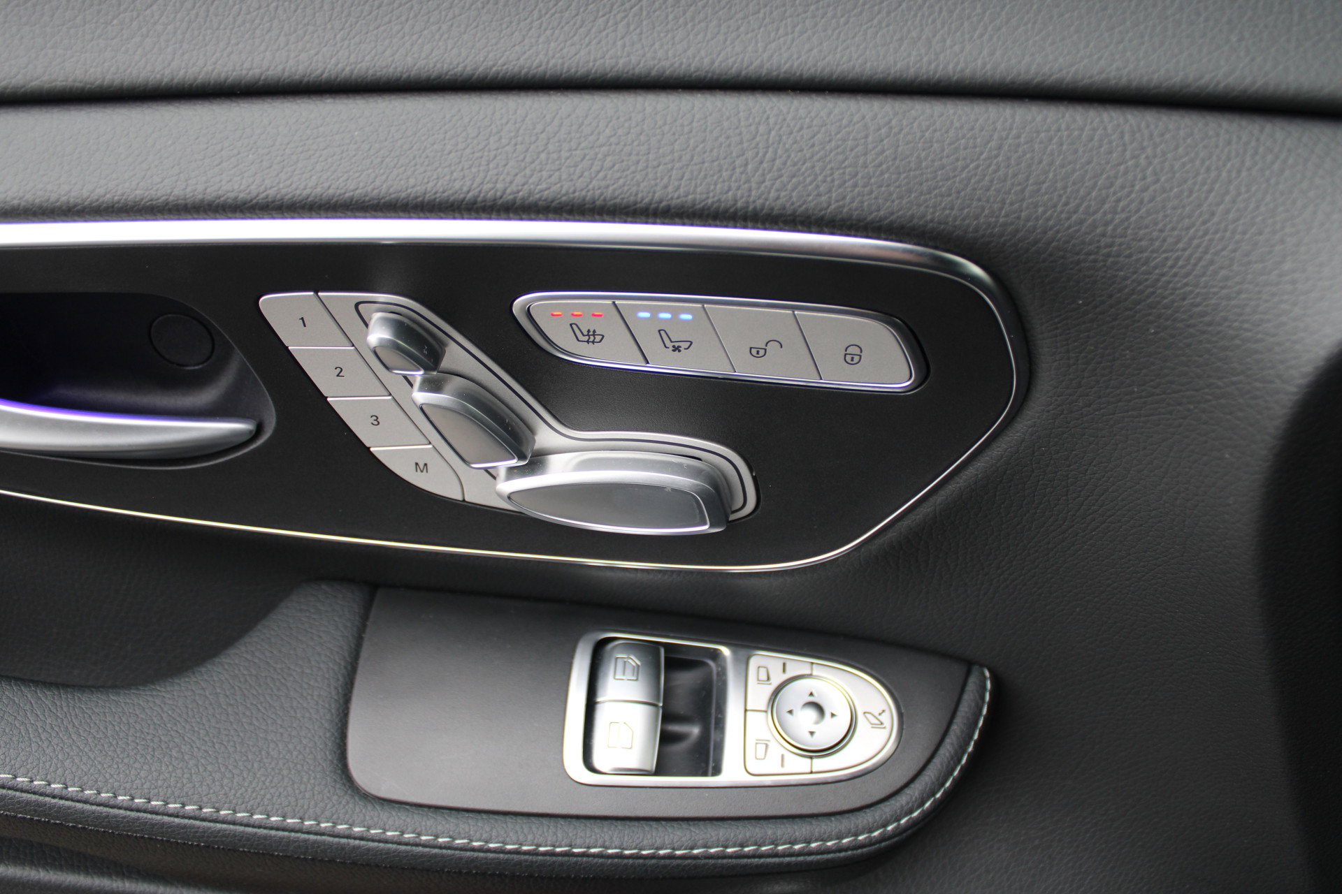 Auto afbeelding: 15