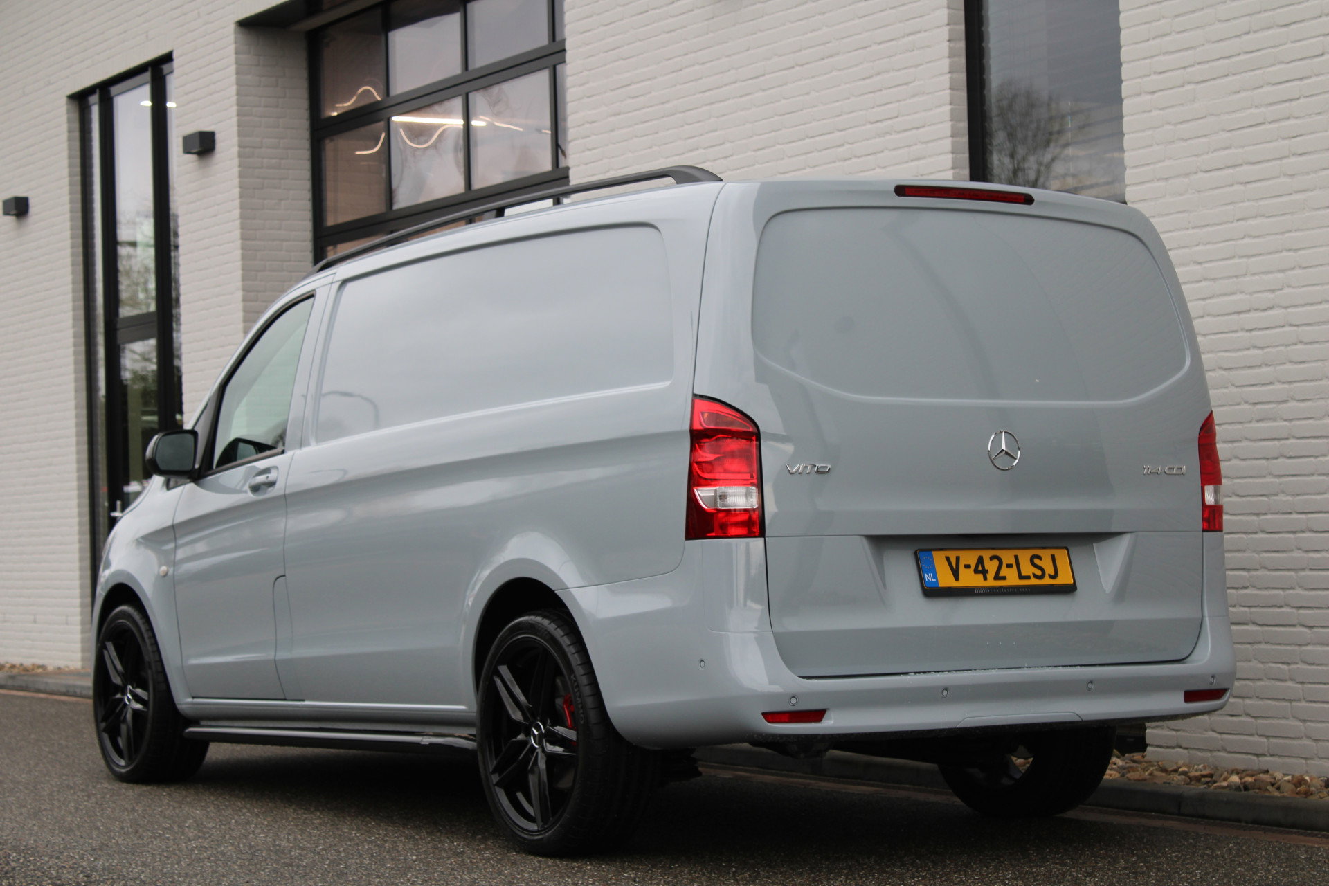 Auto afbeelding: 16