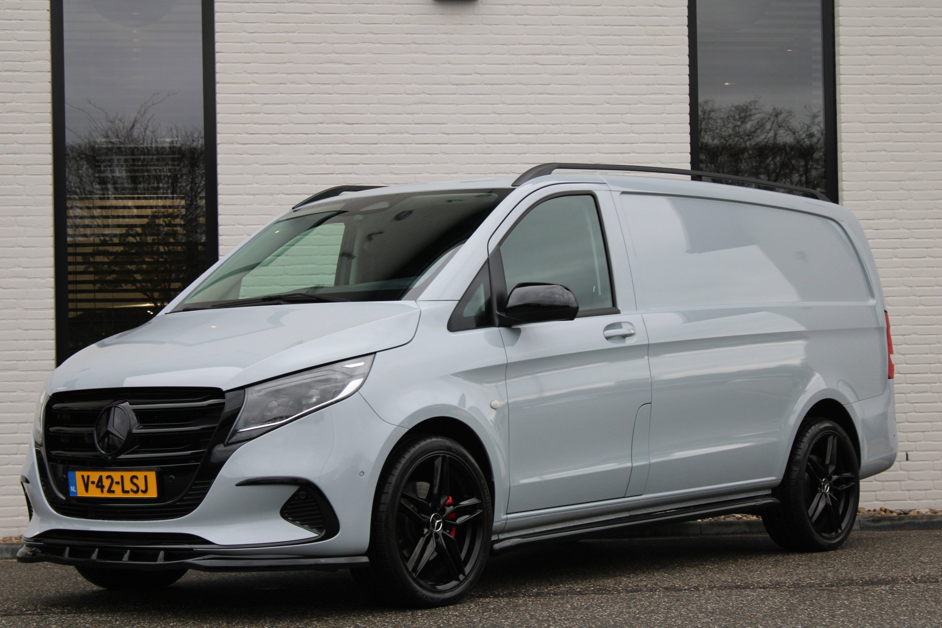 Auto afbeelding: 2