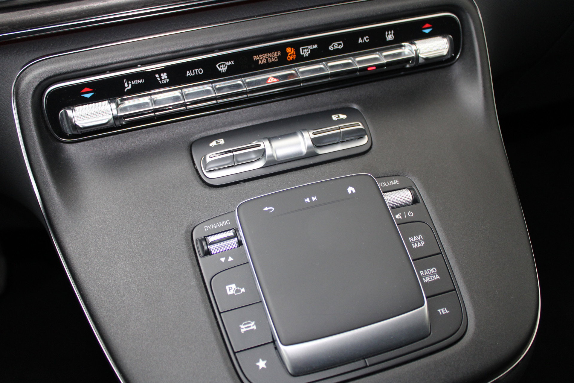 Auto afbeelding: 24